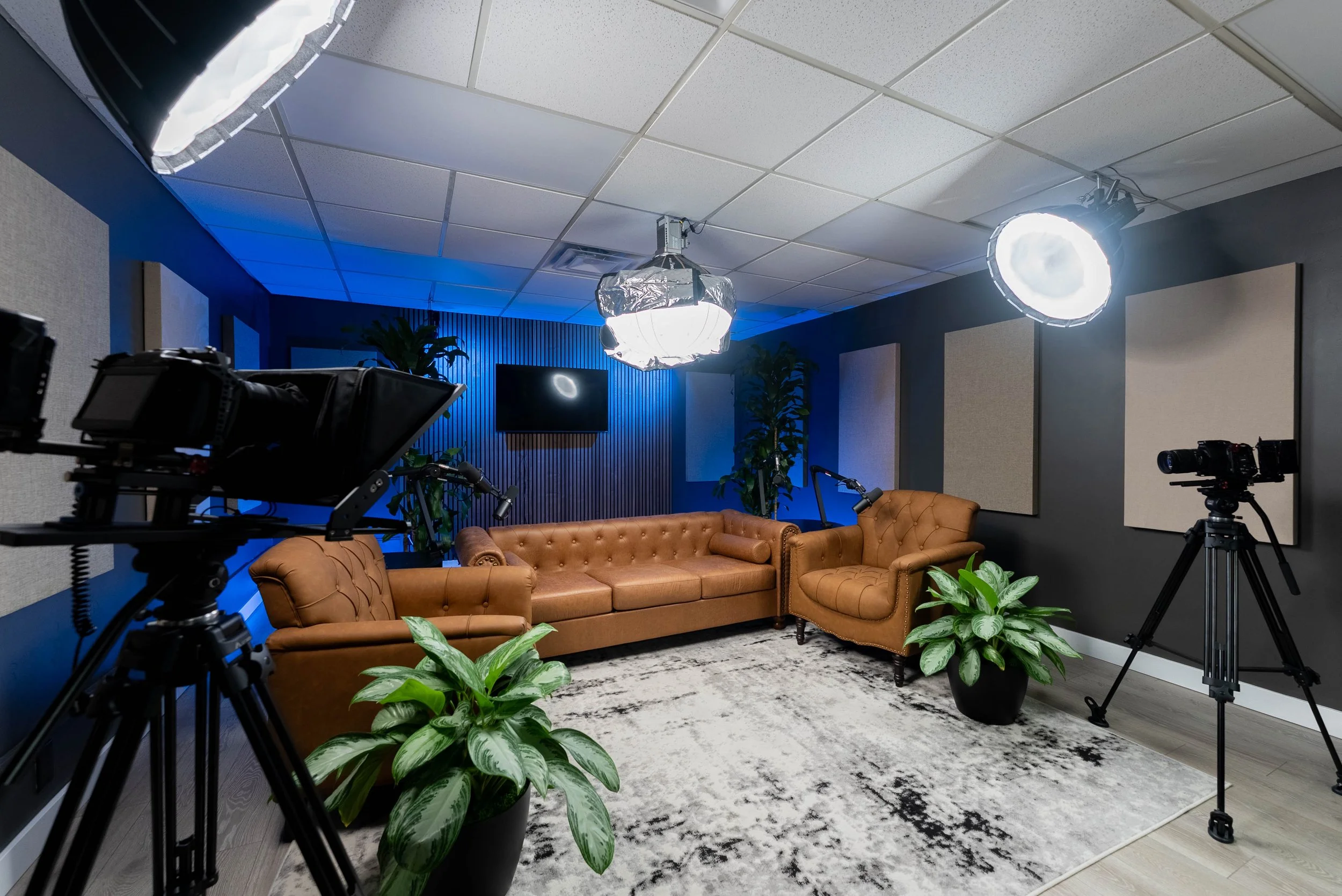 Studio Photos (10 of 10).jpg