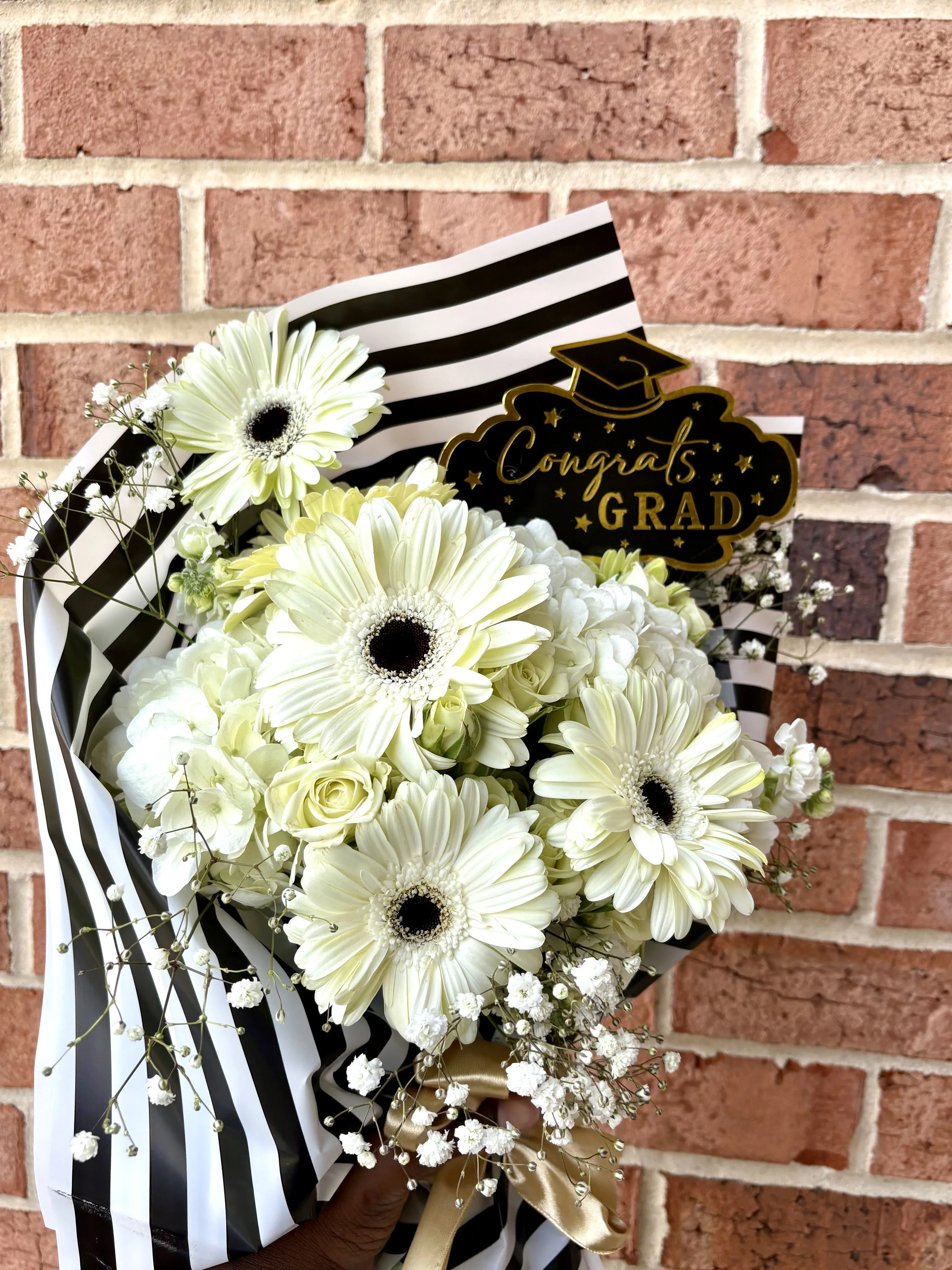 Make Me Proud Small Bouquet