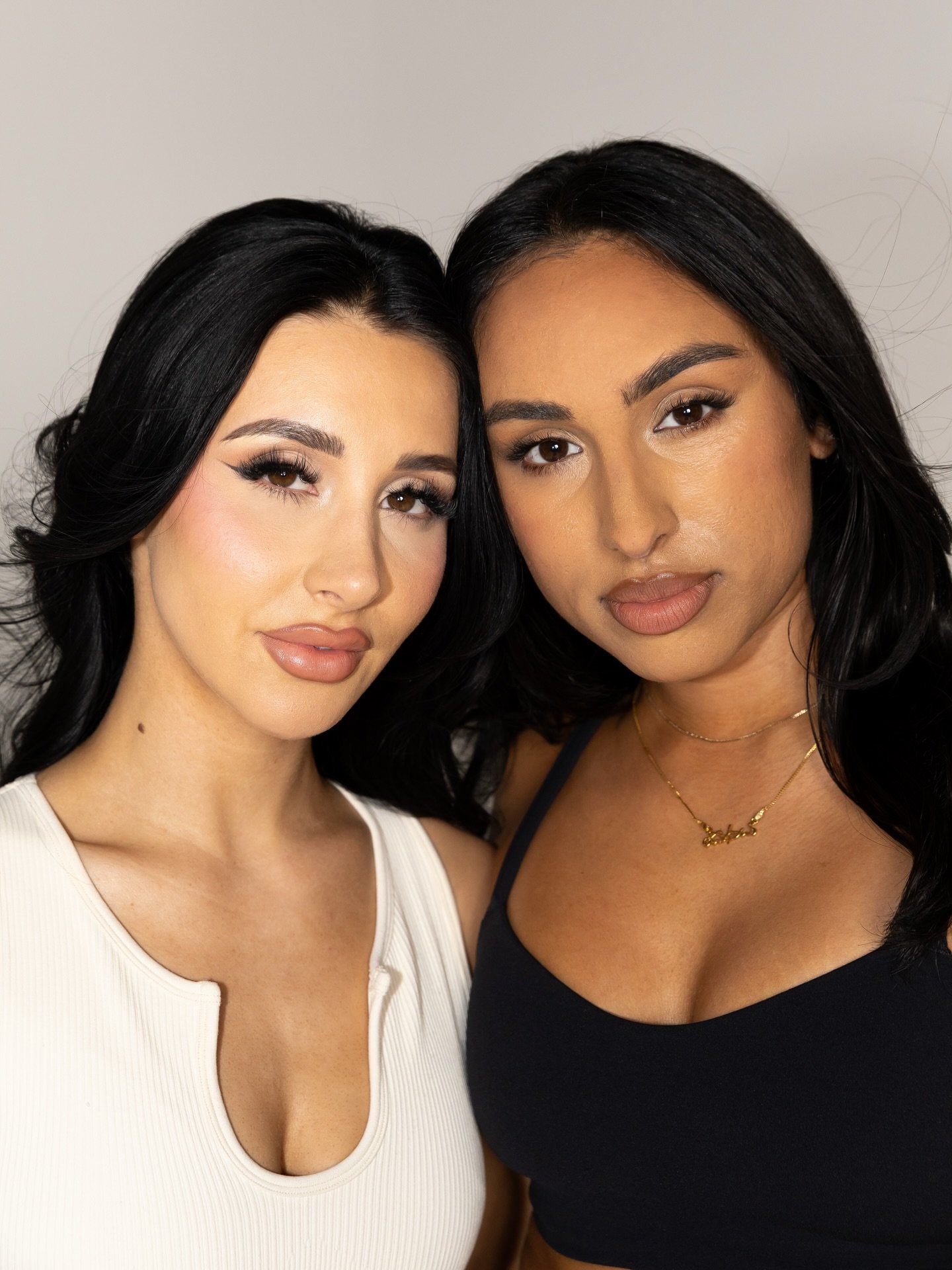 Custom shades for every skin tone. Your glow, your way.✨💫

#glowhousestudio #spraytan #tan #bayarea #glow