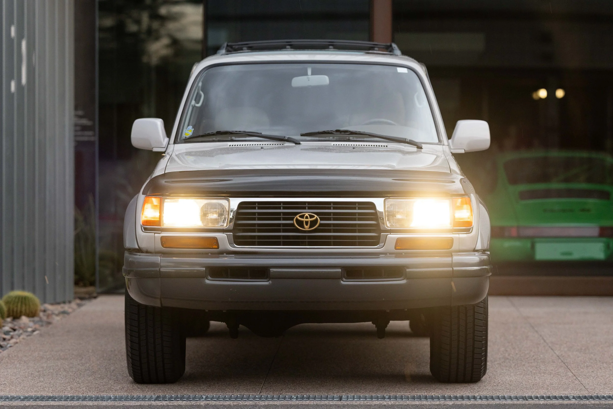 381A0381-2.jpg