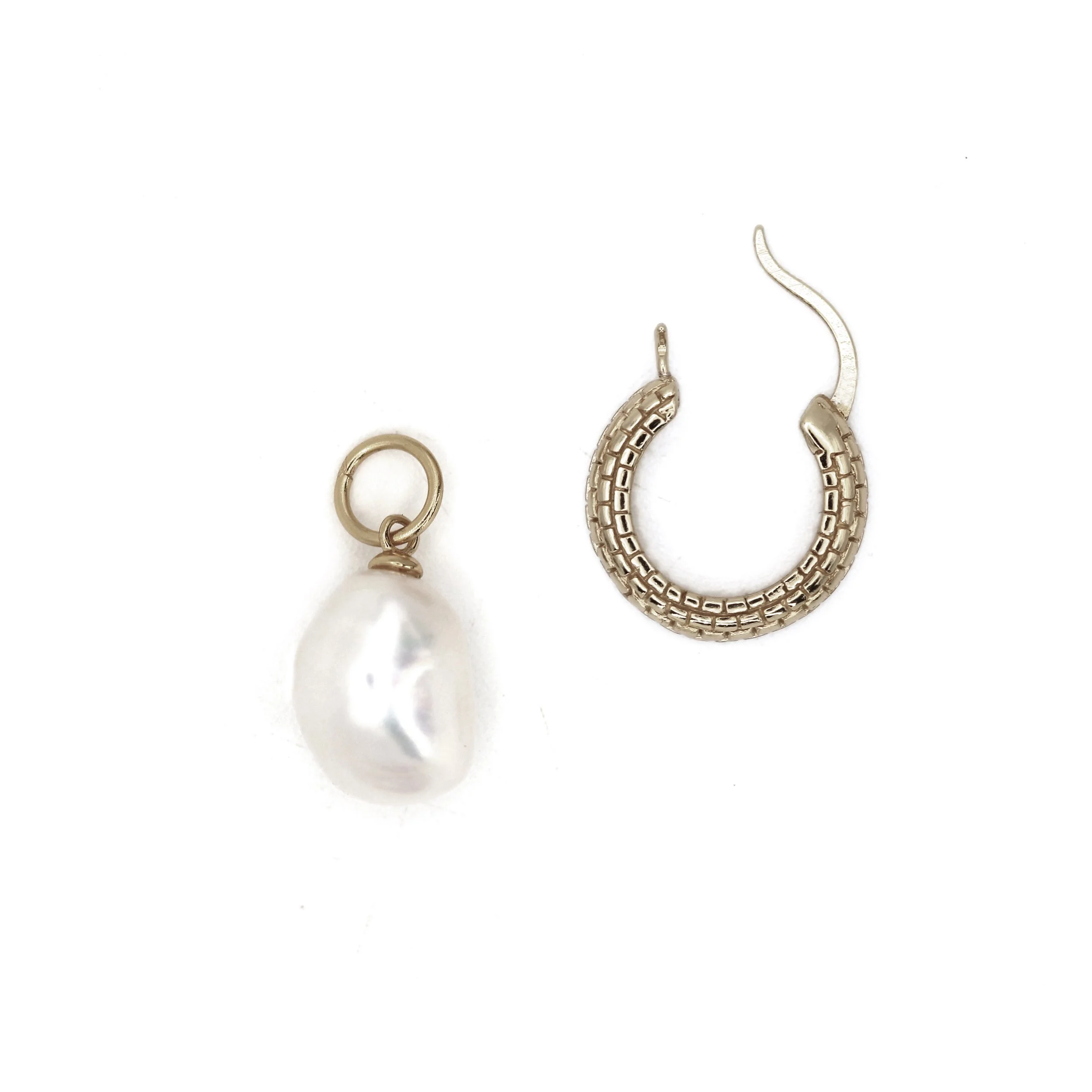 Handmade 14K gold earrings with pearl charm – inspired by Korean heritage