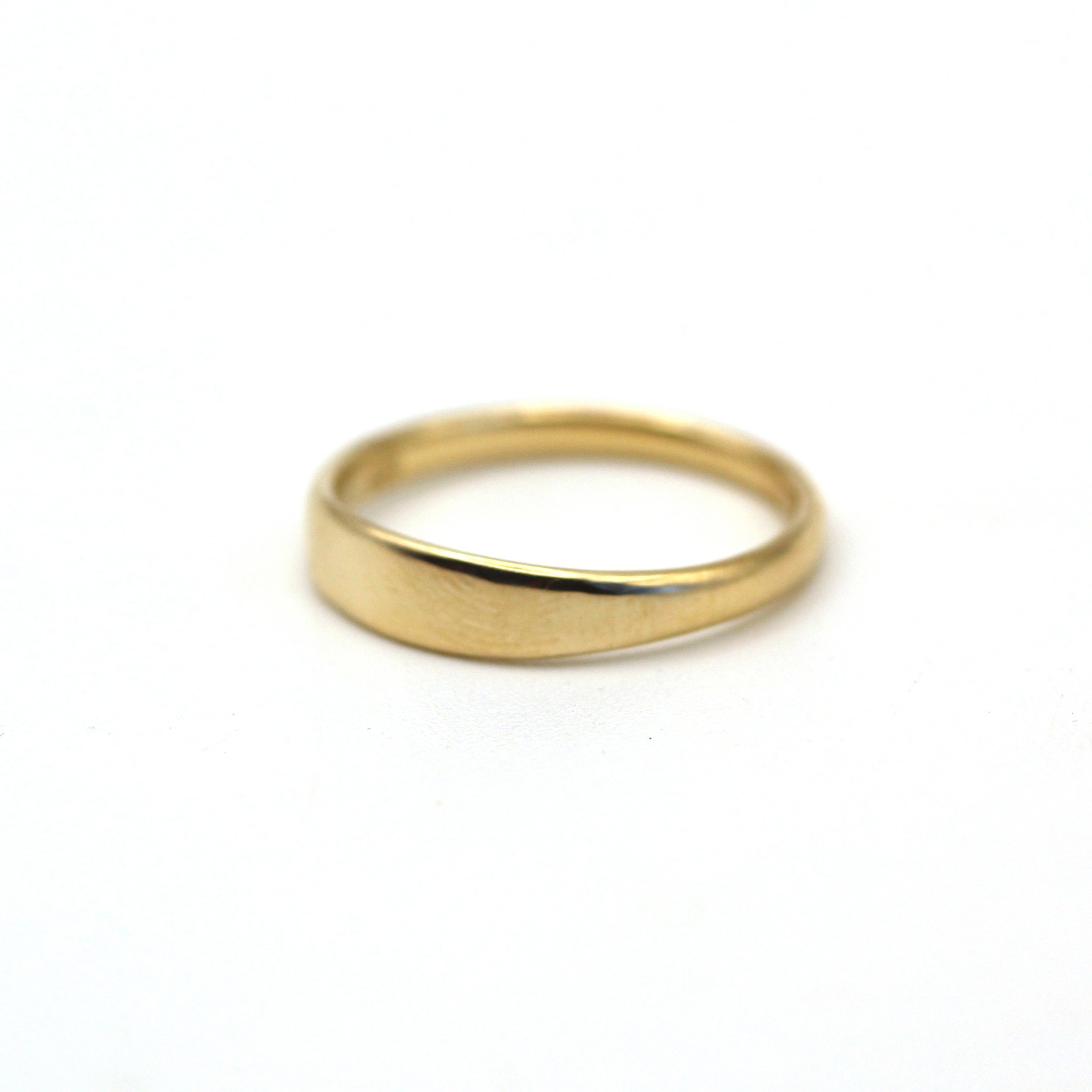 14K Comfortable Gold Ring Handcrafted - Yuyeon Gold Ring - Where Softness Becomes Strength
