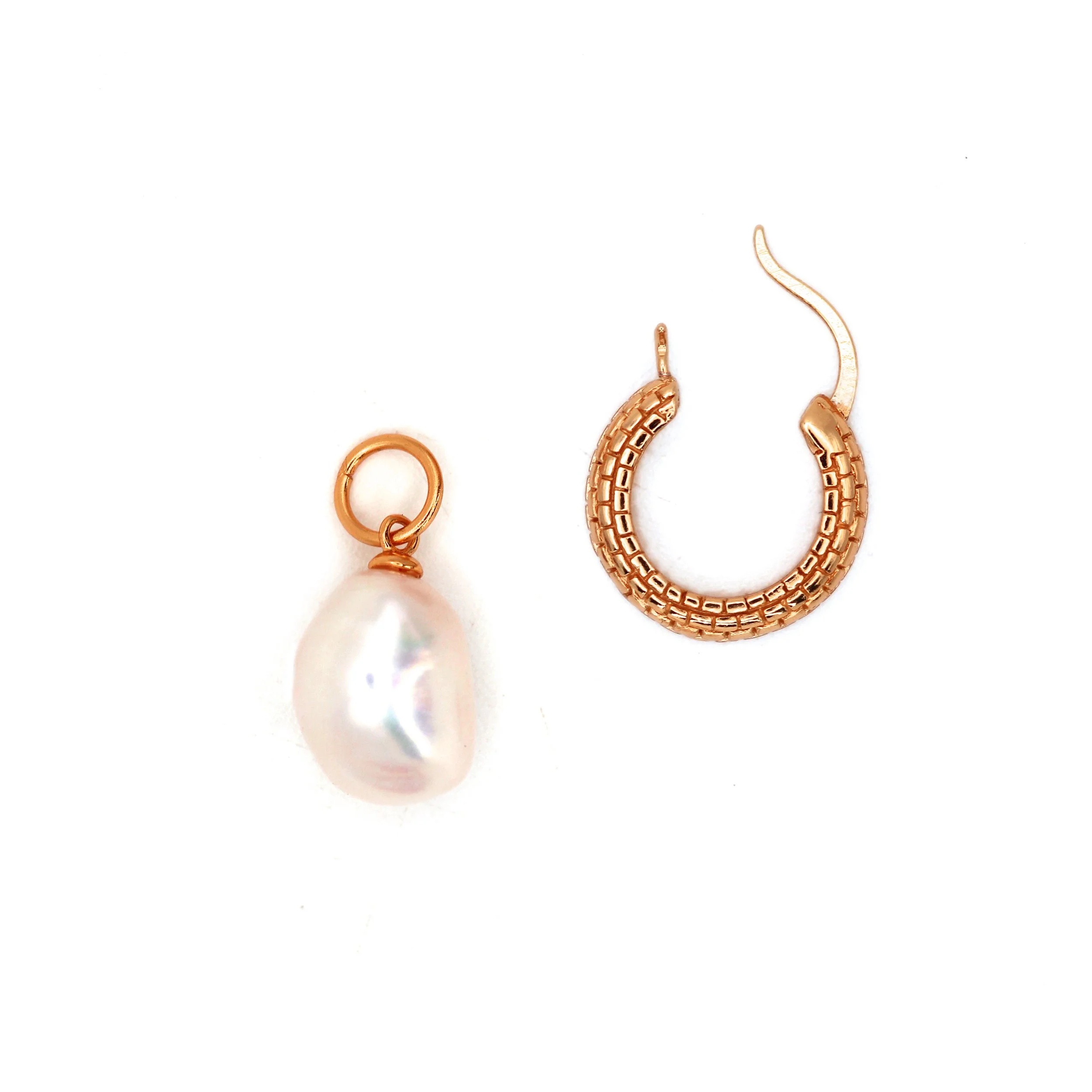 Luxury designer Hanok Tile Pearl Earrings – perfect meaningful gift for her