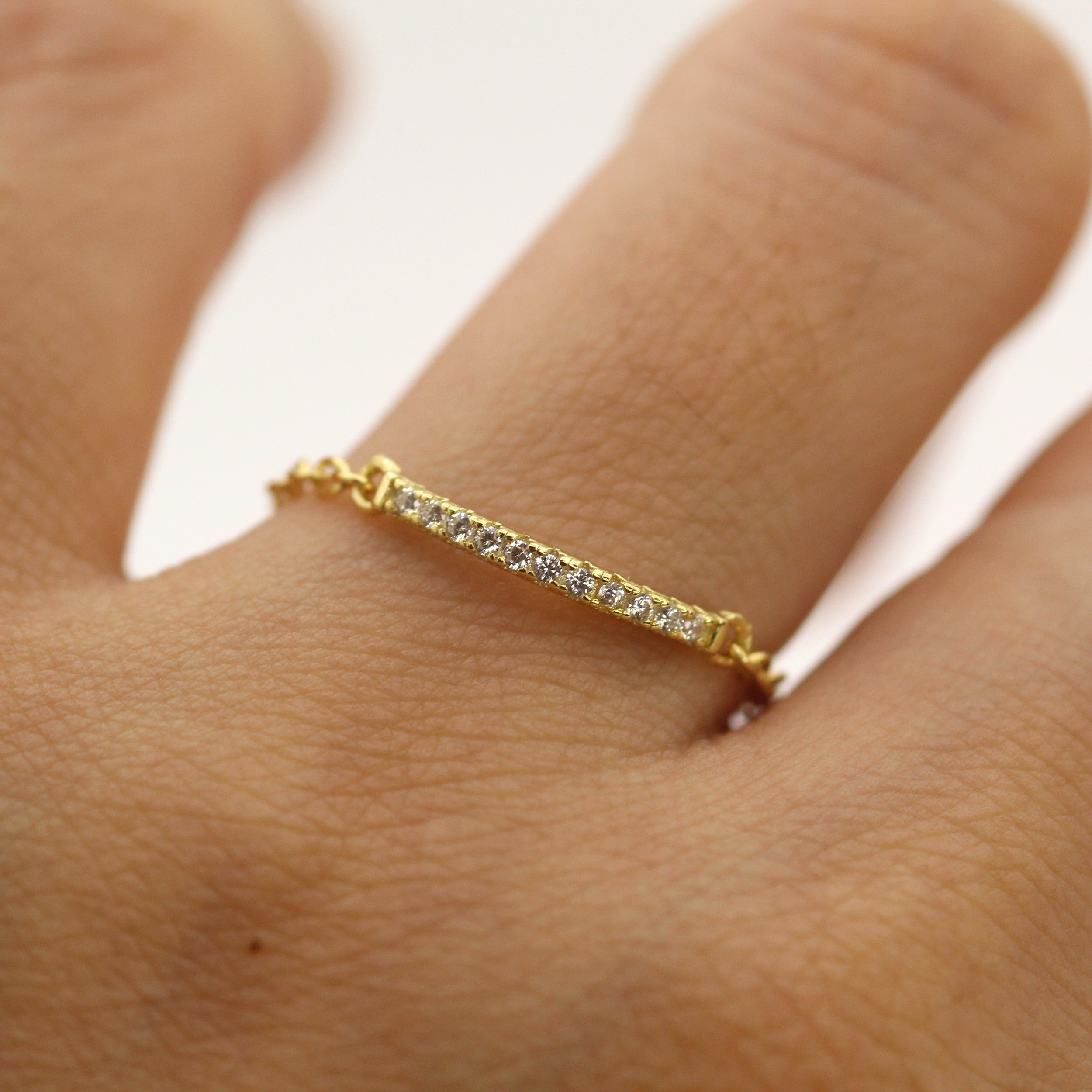 14K yellow gold chain ring with bar-set lab diamonds – VicStoneNYC