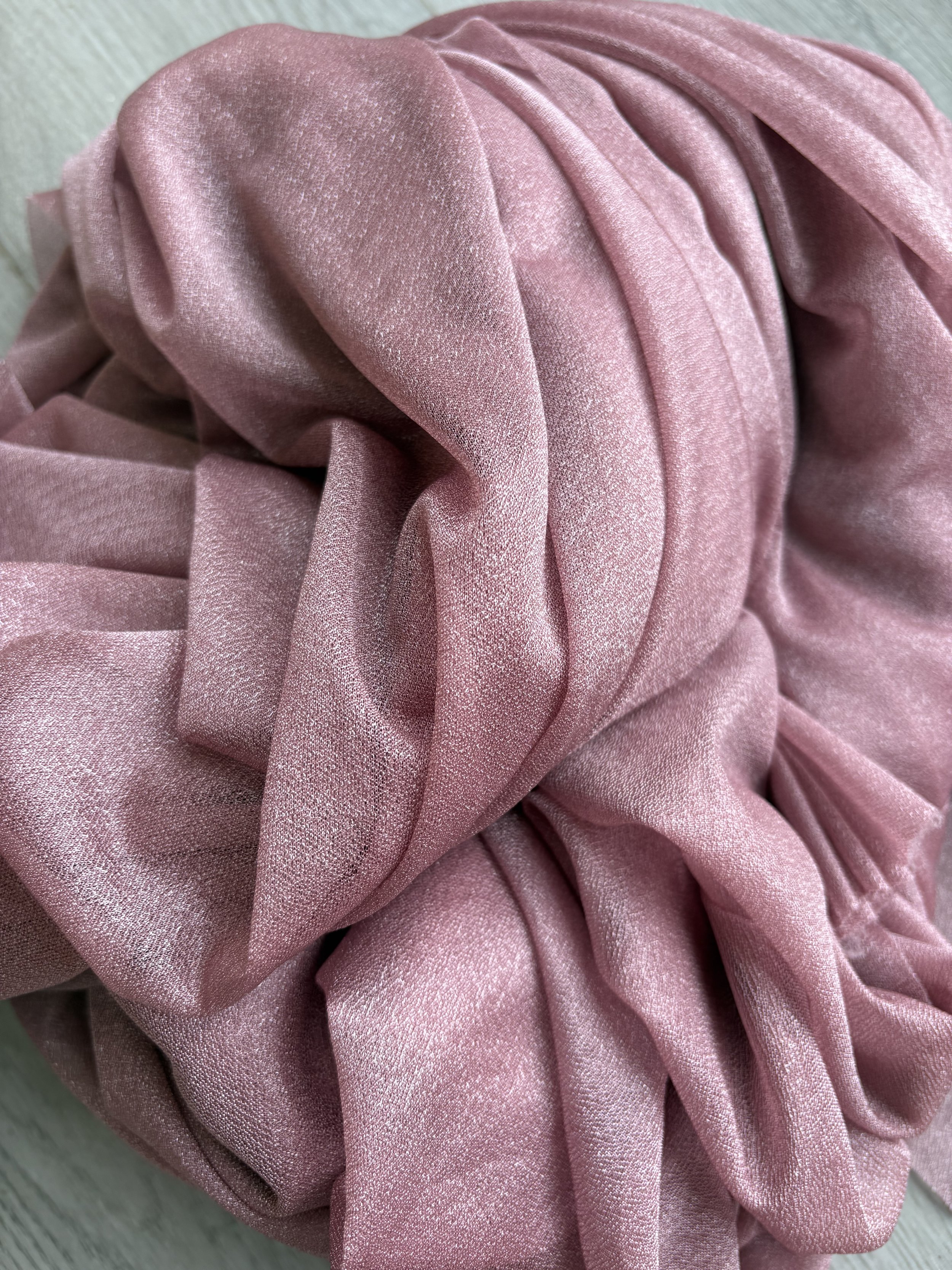 mauve shimmer arch drape