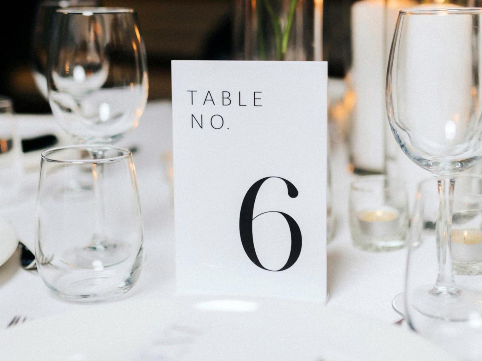 Table Number : Modern White