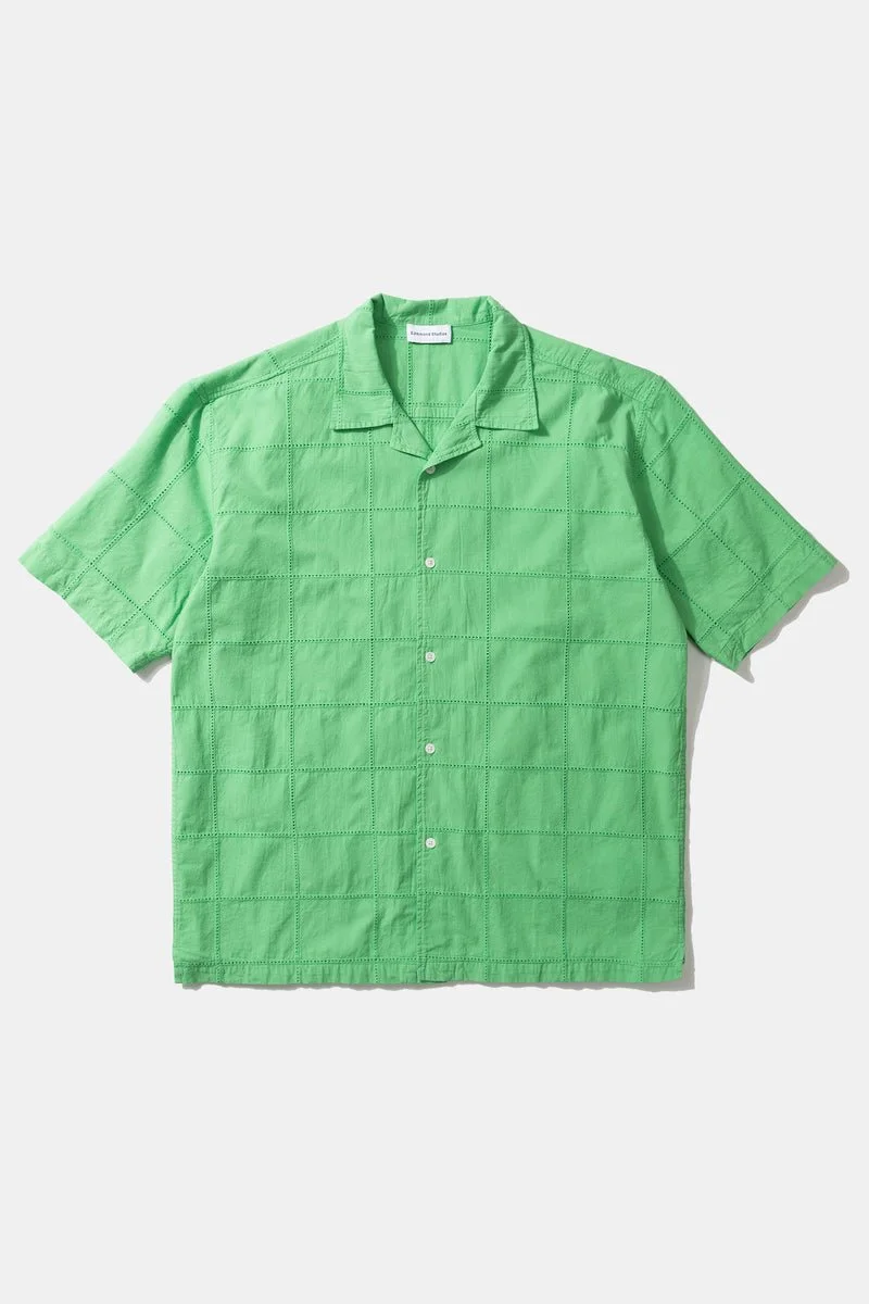 FREEDOMSHORTSLEEVE_GREEN_126-10-21-00L_A_800x.jpg