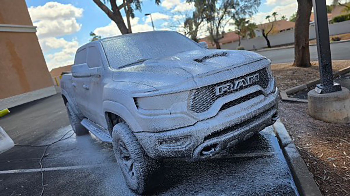 Exterior-Car-Detailing-Goodyear-AZ.jpg