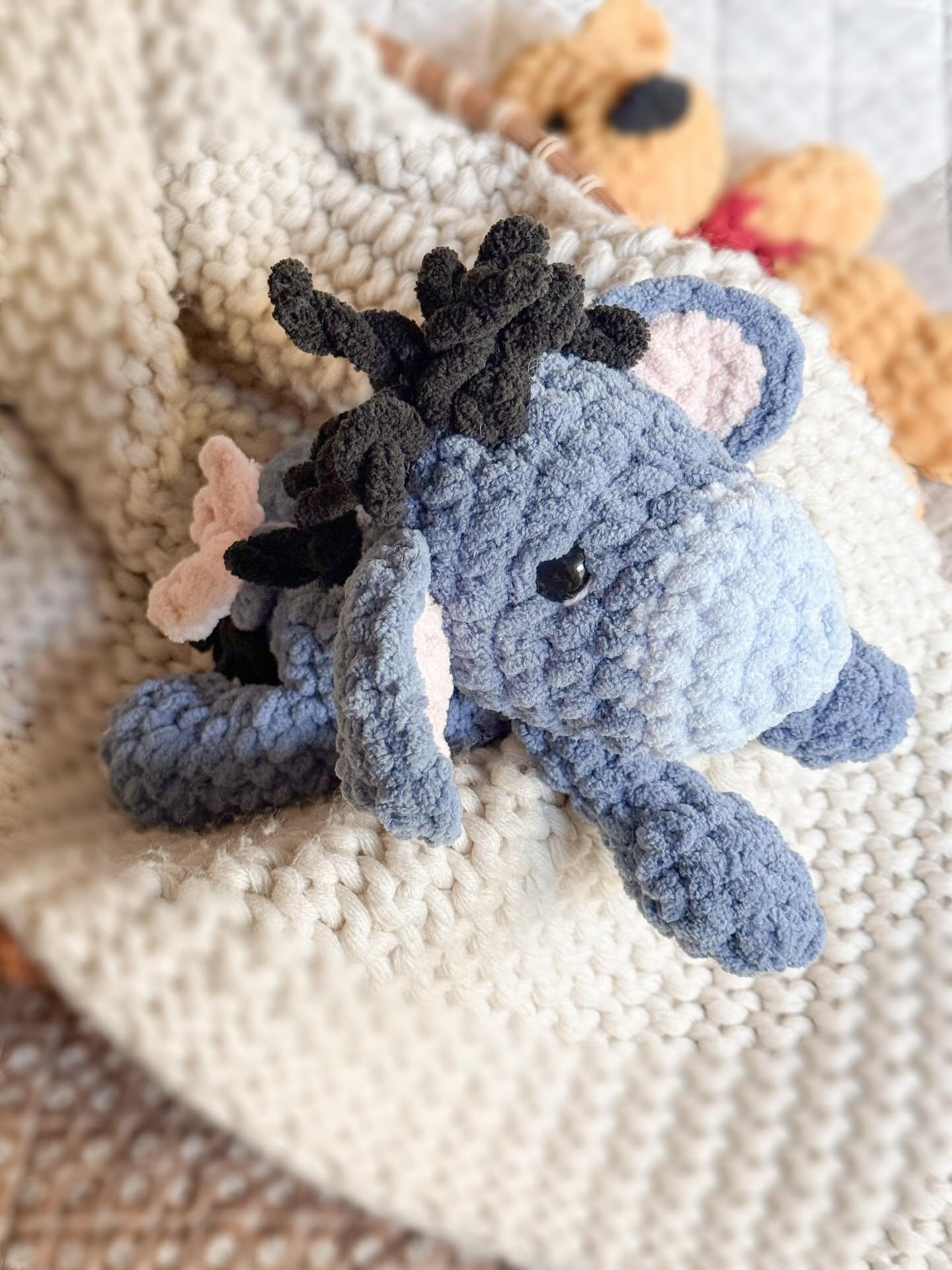 E E Y O R E 🤎

&ldquo;Is not much of a tail, but I&rsquo;m attached to it&rdquo; 

Eeyore&rsquo;s misery was unmatched 😂 He was always my favorite! I just wanted to hug him all the time! 

#crochet #amigurumi #winniethepooh #eeyore #hundredacrewood