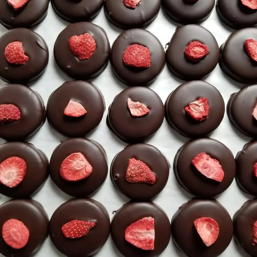 Dark Chocolate Strawberry Patties