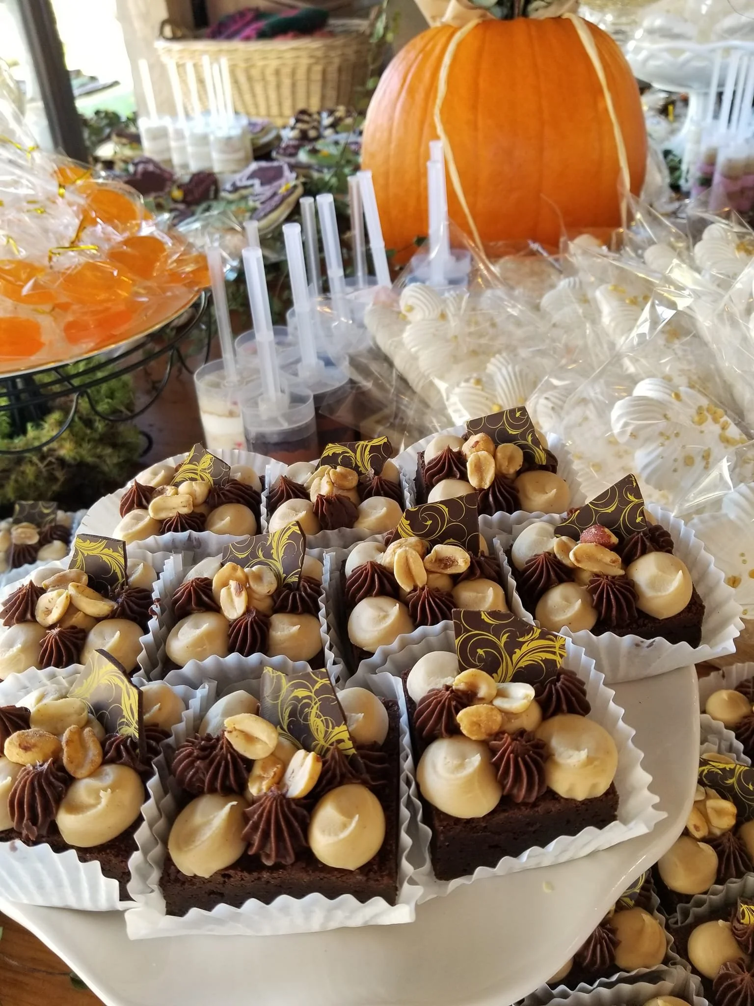 Dessert Table 2.jpg