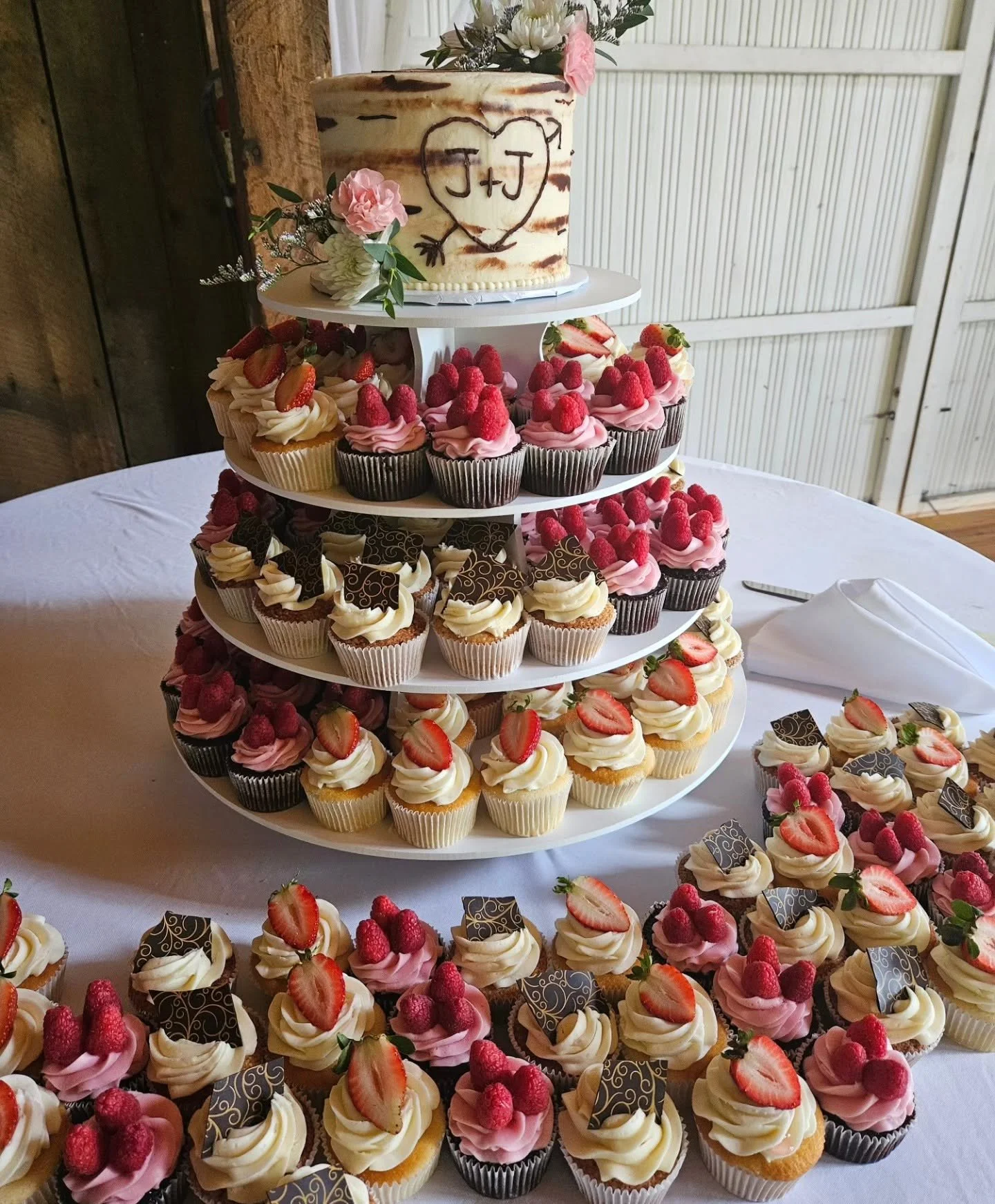 Birch Cupcake Tiered.jpg