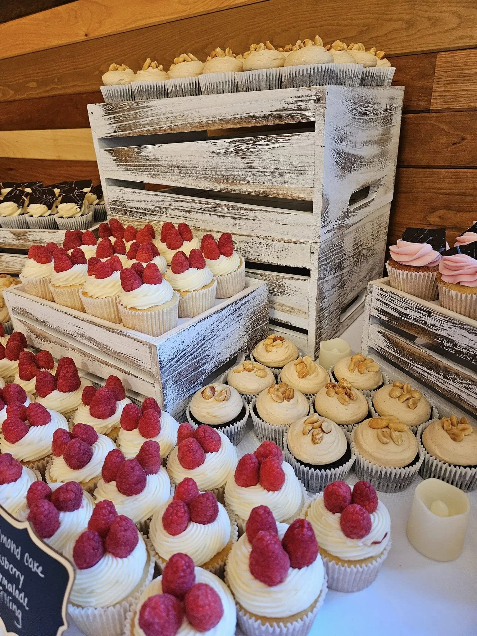 Cupcakes2.jpg