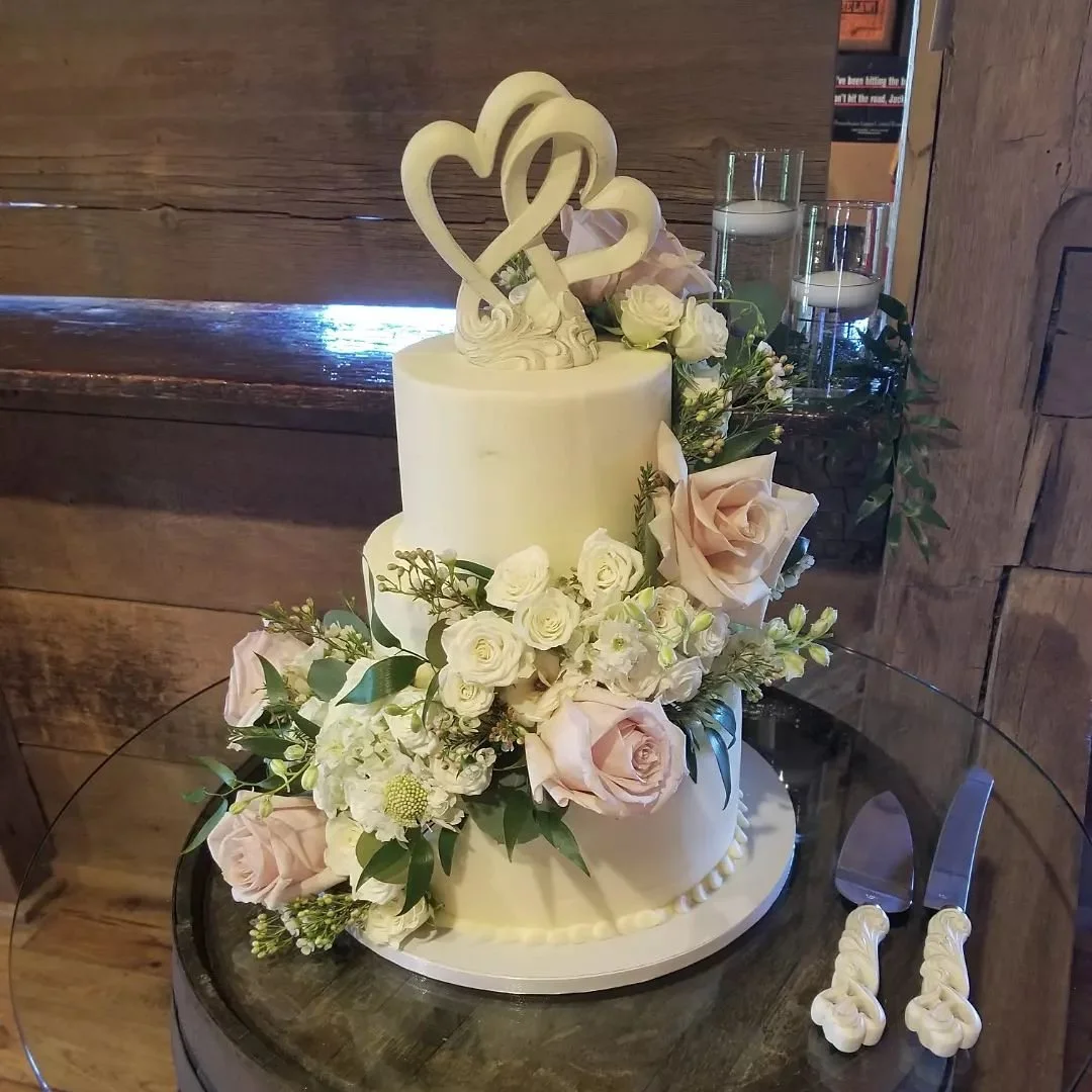 June 4, 2022 Wedding Cake.jpg