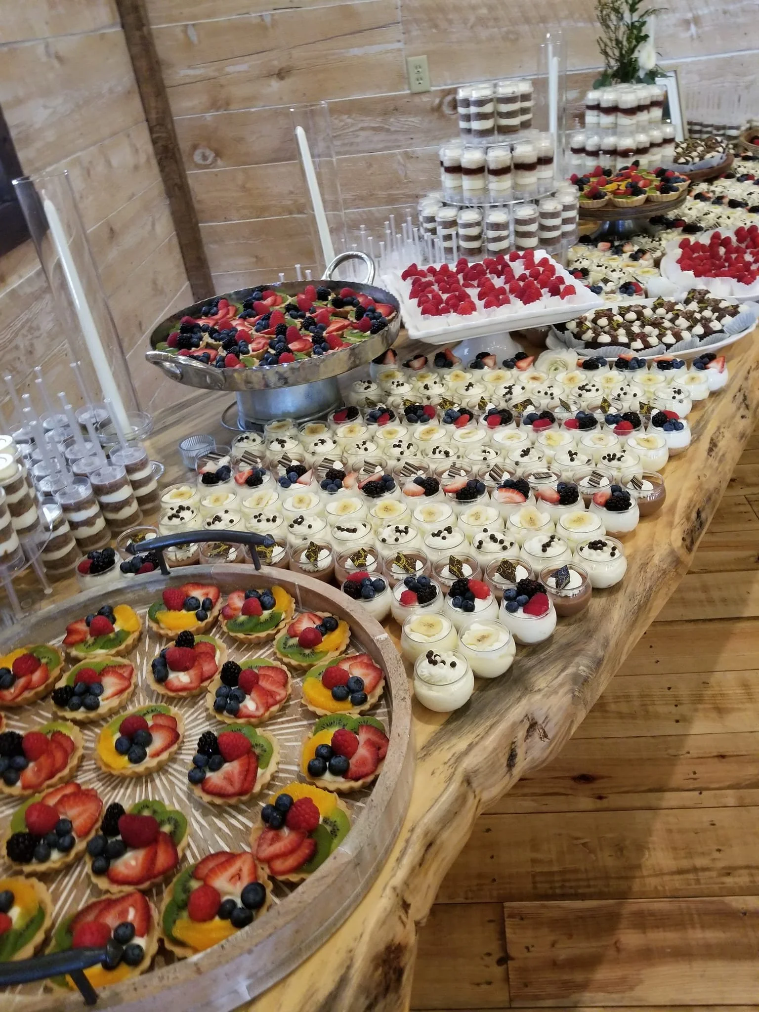 Dessert Table 1.jpg