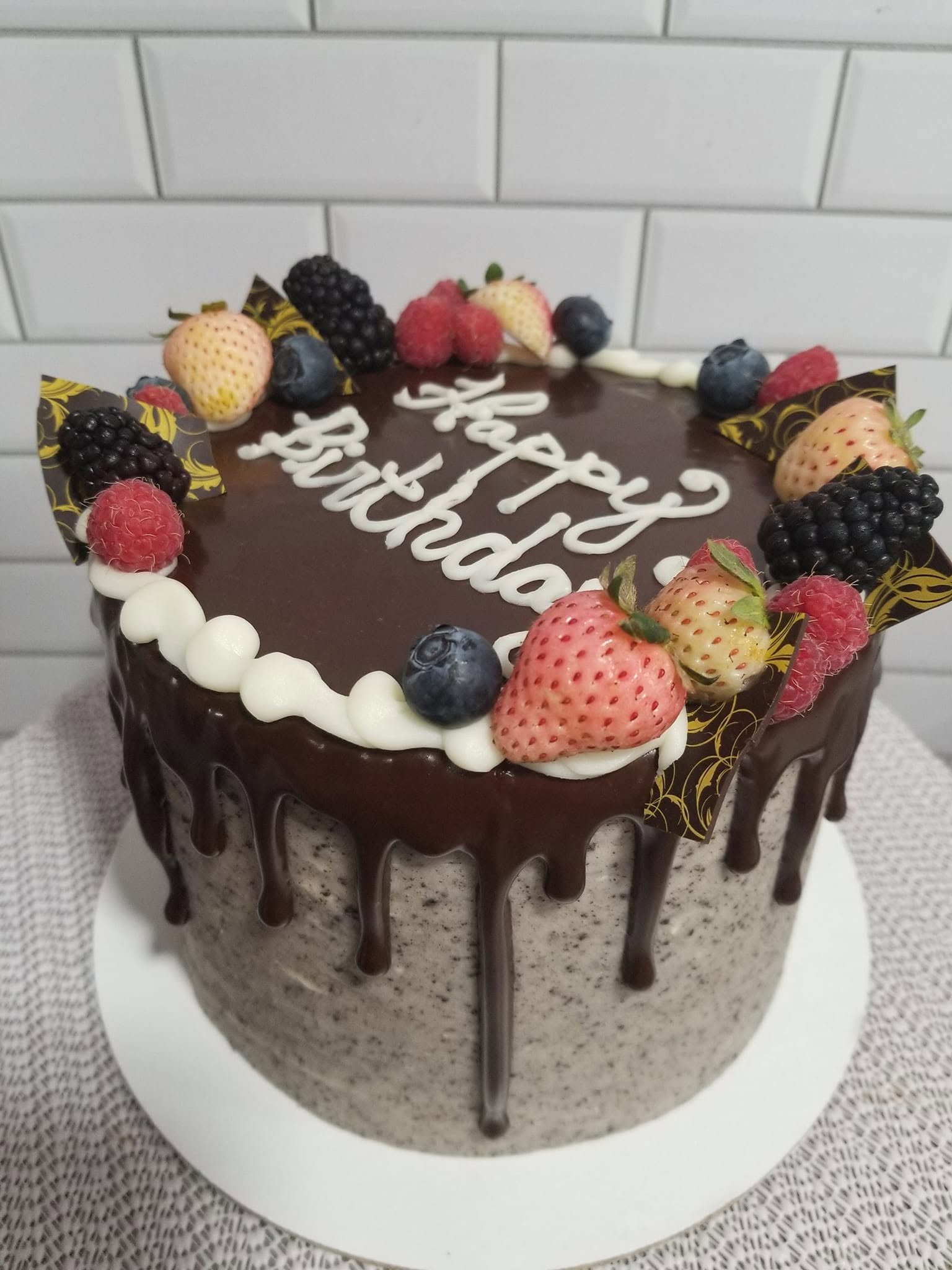Oreo Drip Cake.jpg