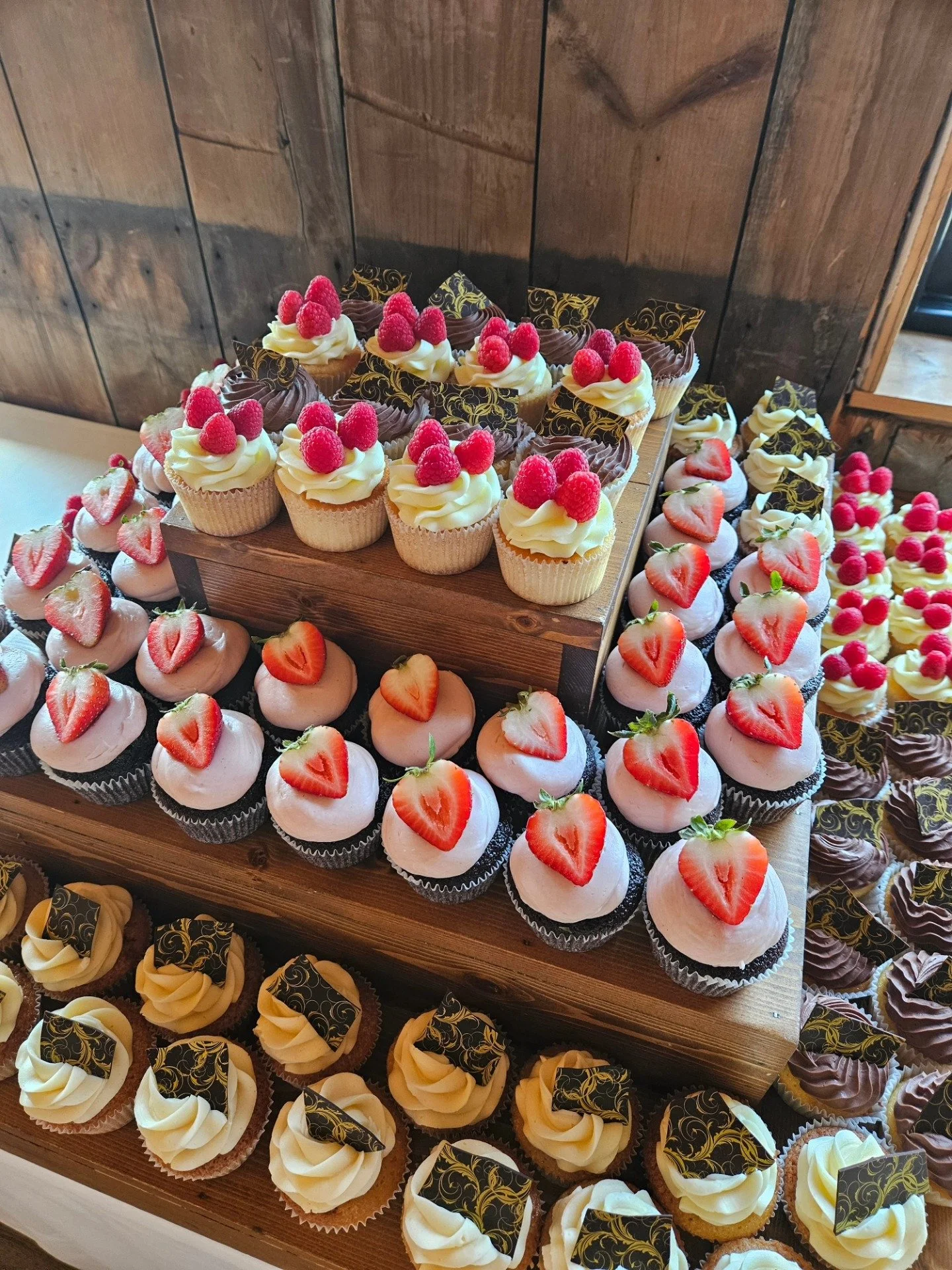 Tiered Cupcakes.jpg