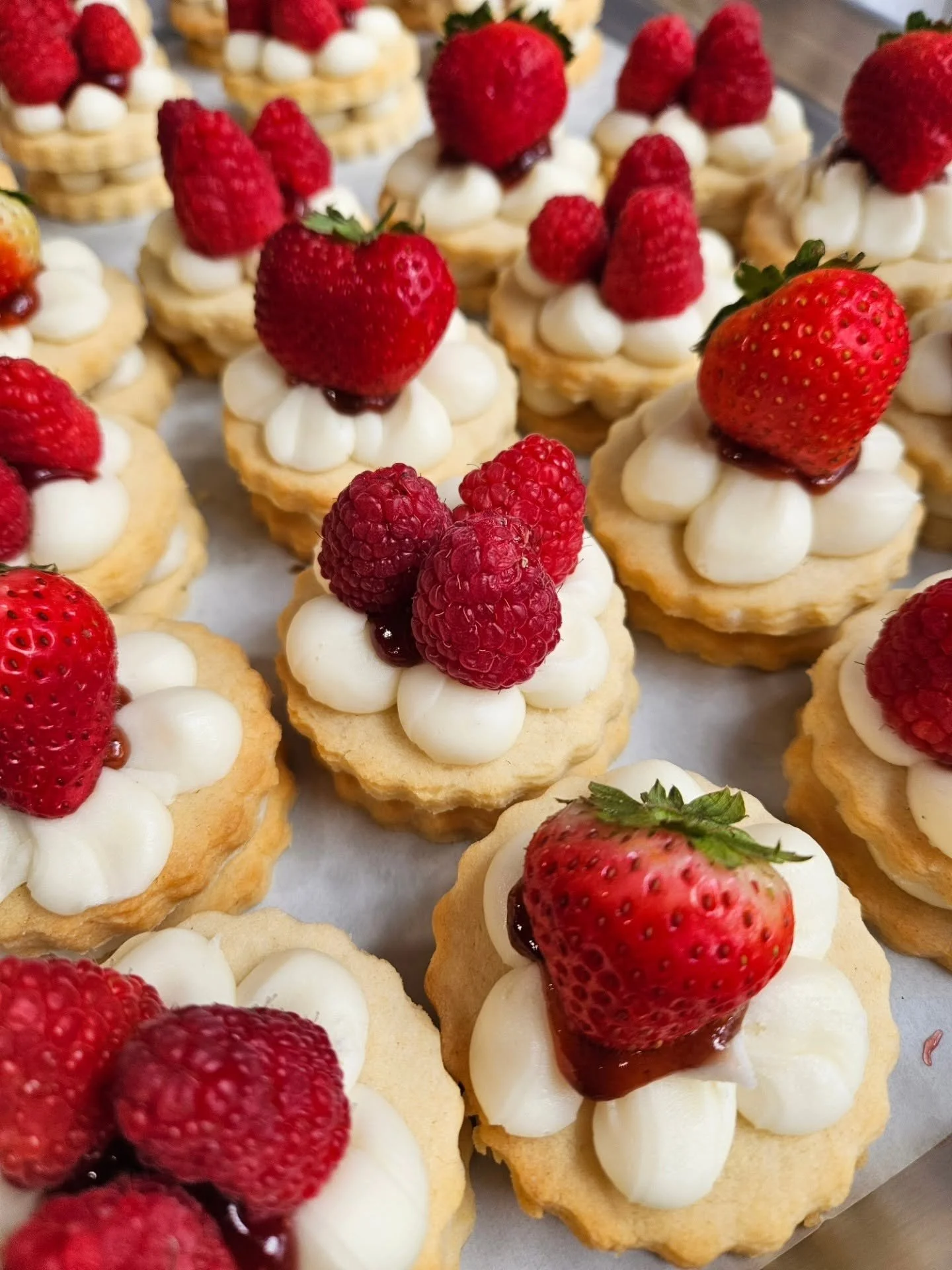 Mini Sugar Cookie Cream Tarts