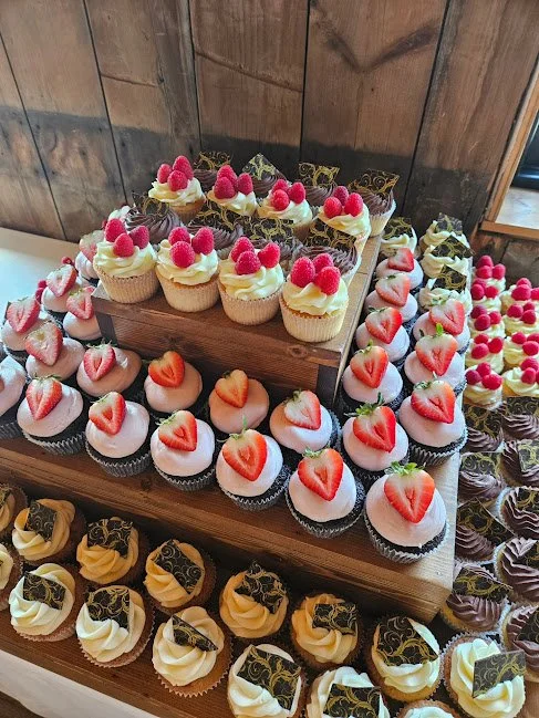 Tiered Cupcakes.jpg