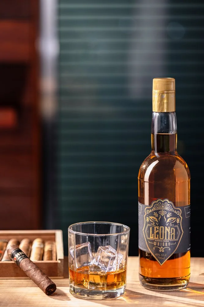 Whisky-Leona_15-Min.jpg