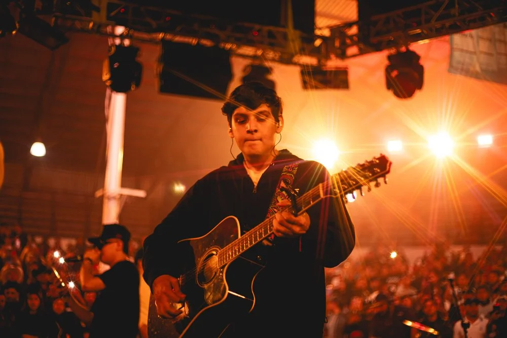 Gabito-Ballesteros_17-Min.jpg