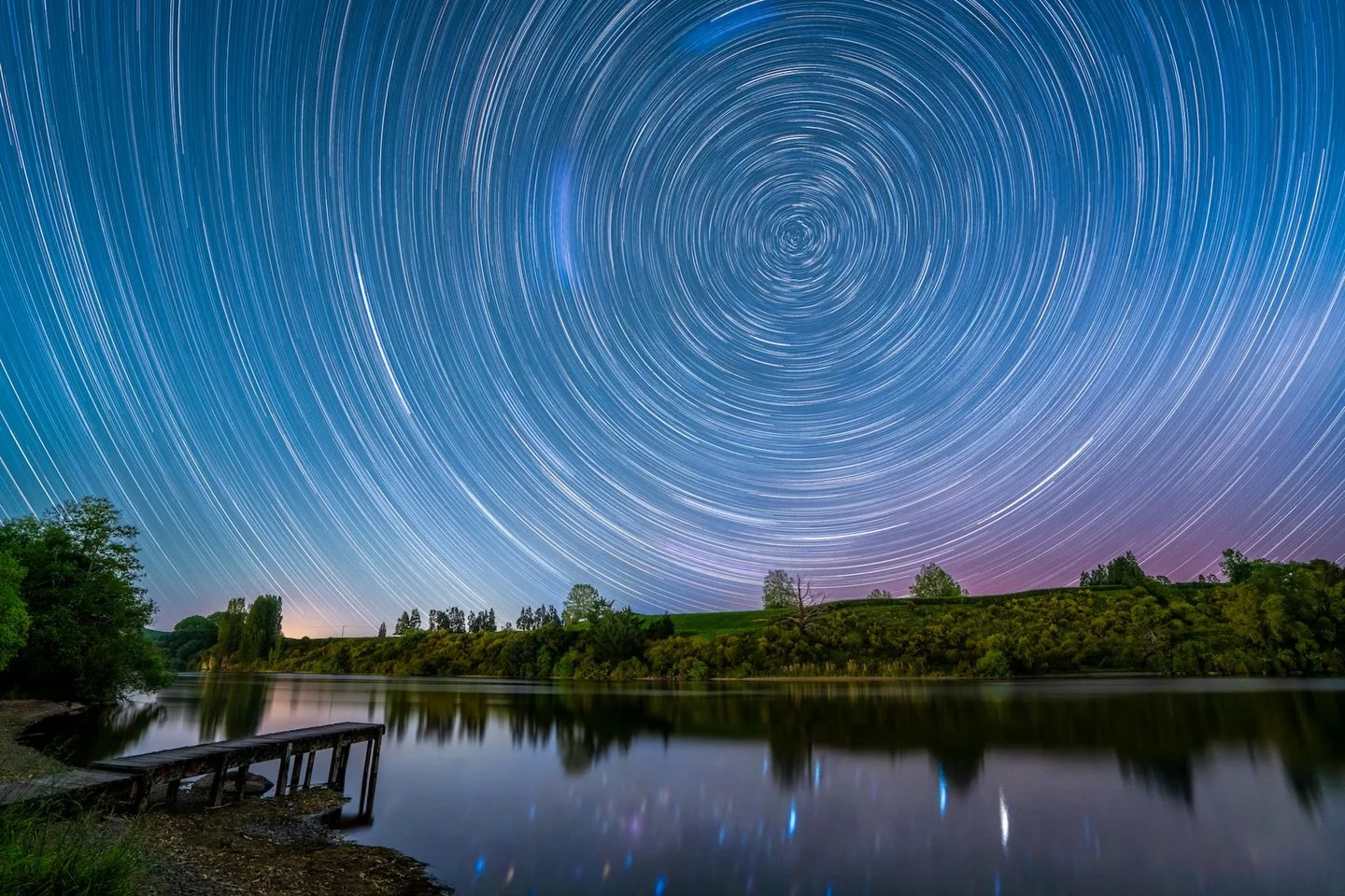 Is the Earth Spinning for You? 
It will be after this workshop&hellip; 🌍✨

Learn how to capture dreamy star trails that show the motion of the Earth as it travels across the night sky.

The Art of Star Trails Workshop 📍 Field Session: Sat 13 Dec &b