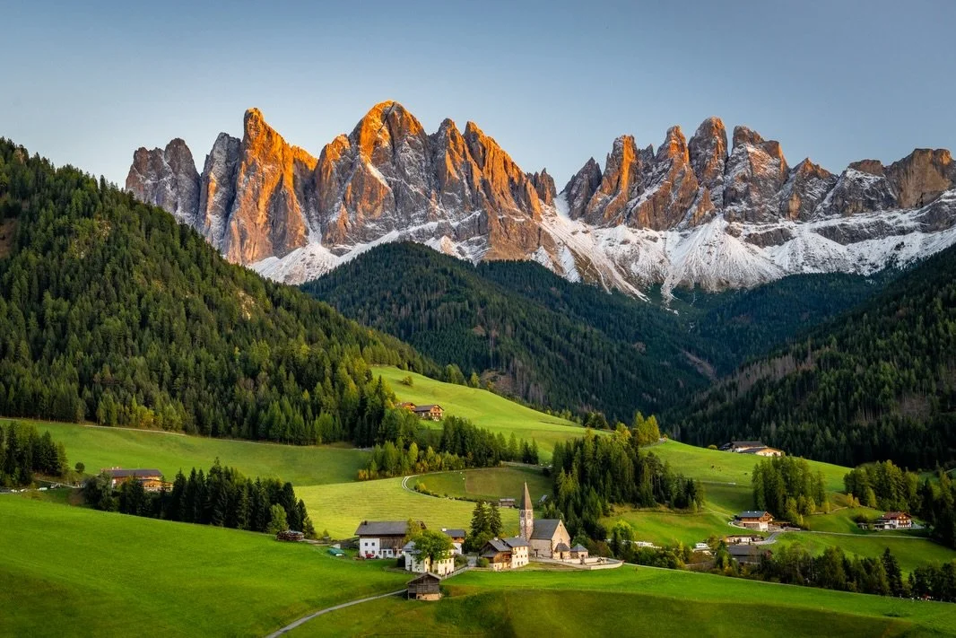 Churches of Europe ⛪️ 

The most photogenic churches aren&rsquo;t in busy, overcrowded cities&hellip;. 

They&rsquo;re found in quiet places, tucked into mountain valleys, sitting high on ridgelines, or reflecting perfectly in still lakes.

Here are 