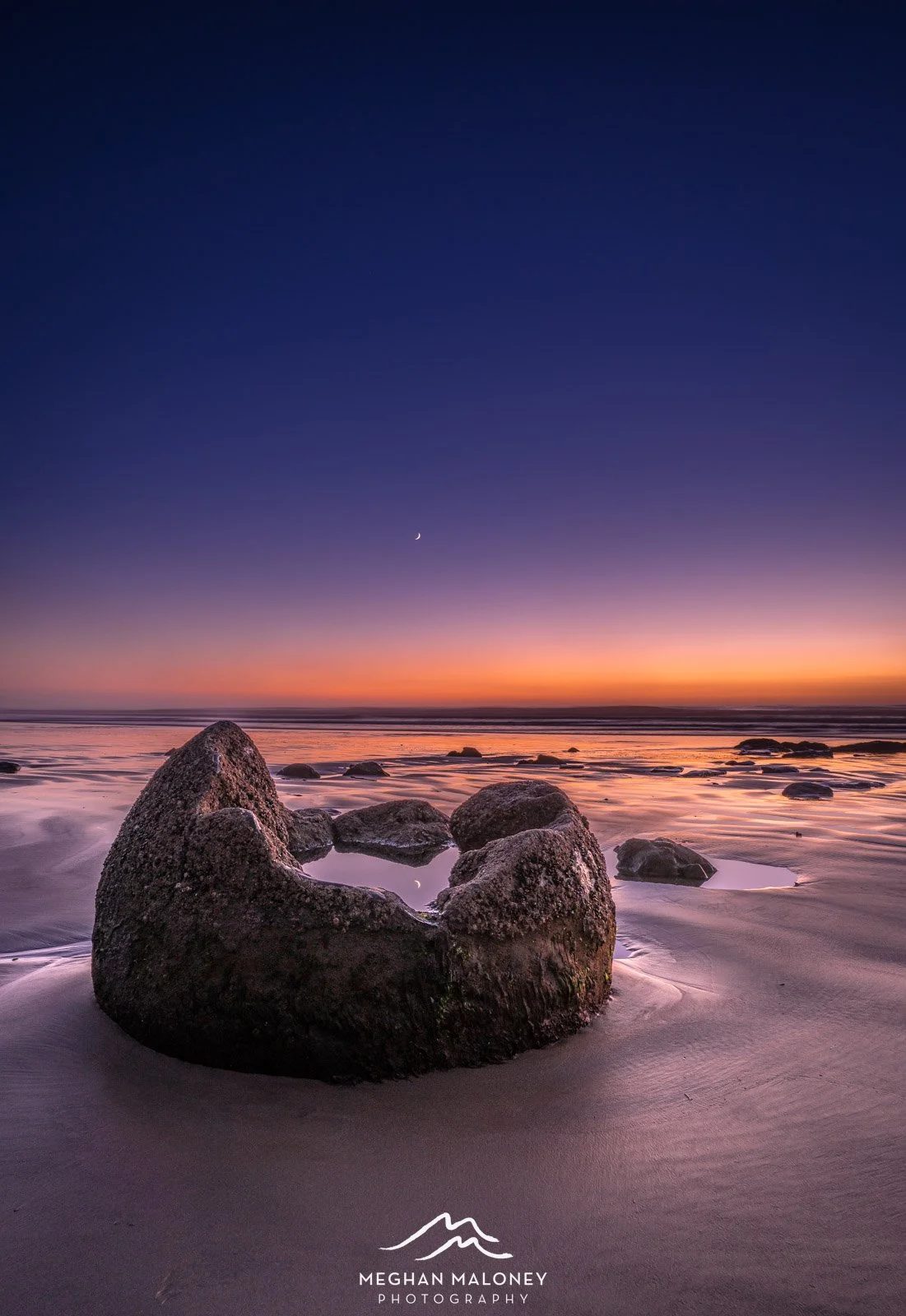 Moeraki Boulders Dawn Moon