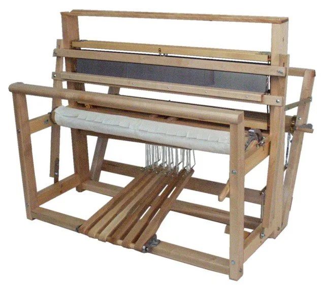 Leclerc Nilus 4 shaft jack floor loom