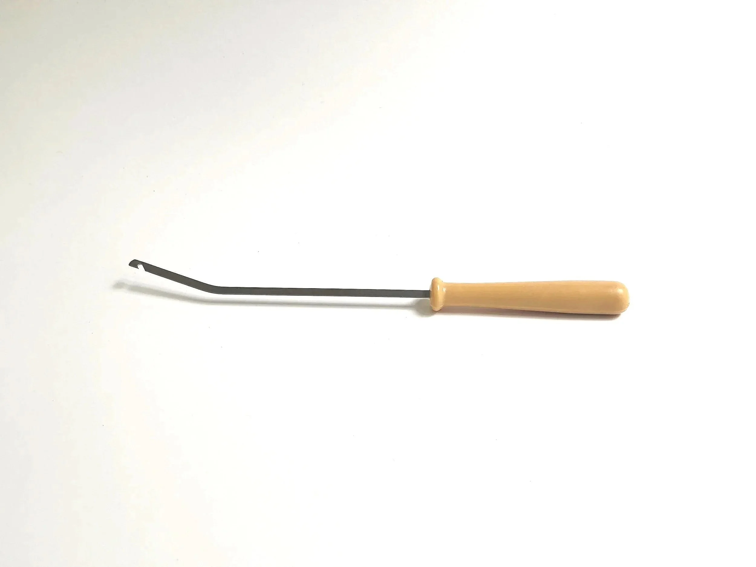 Leclerc wood-handled reed and heddle threading hooks in assorted lengths