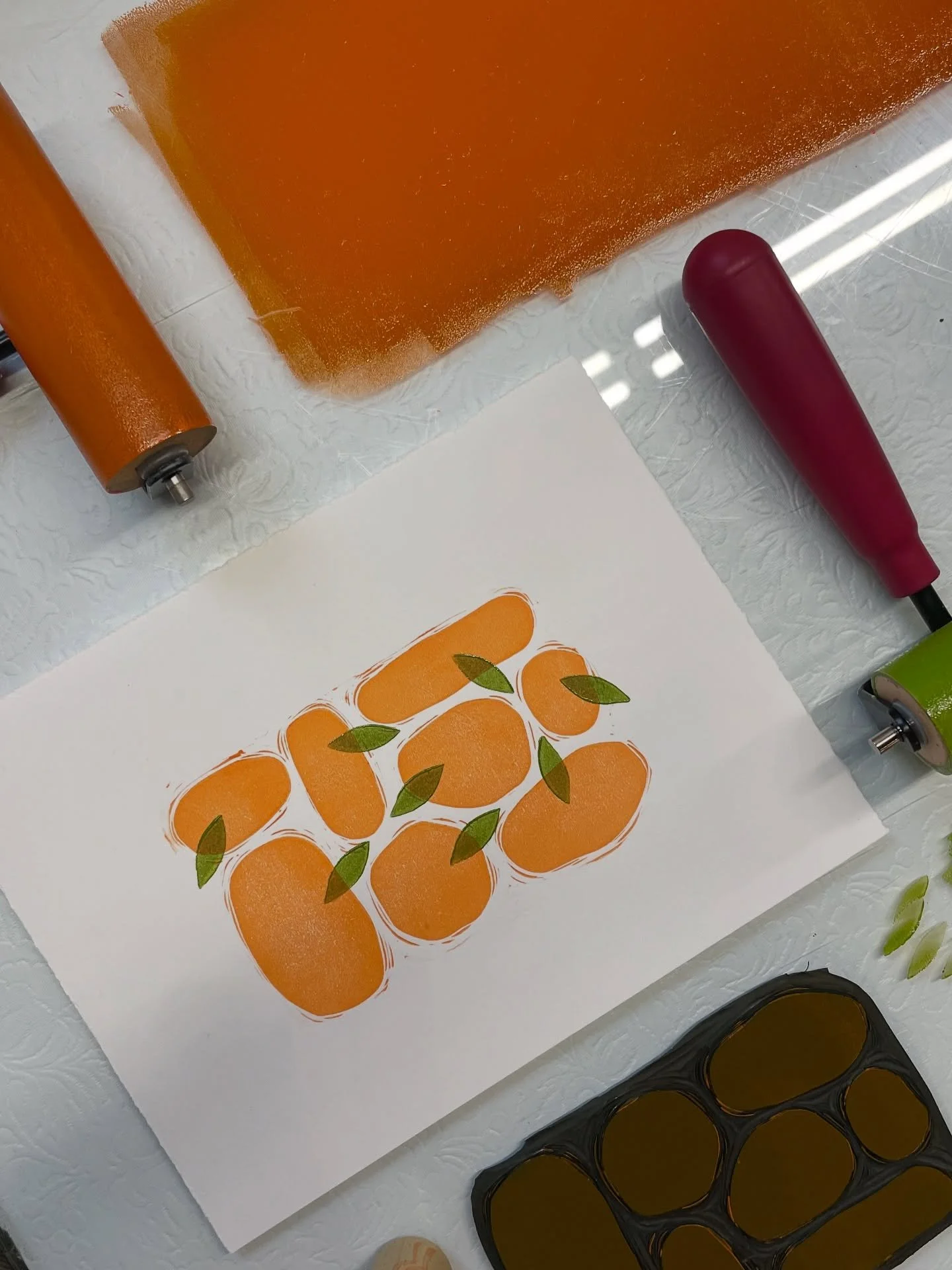Two chances to carve out something new this December!

Our Introduction to Lino class on December 6th is the perfect place to start! You&rsquo;ll learn the basics of tools, techniques, and image-making. Then, take it further in Freeform Lino on Decem