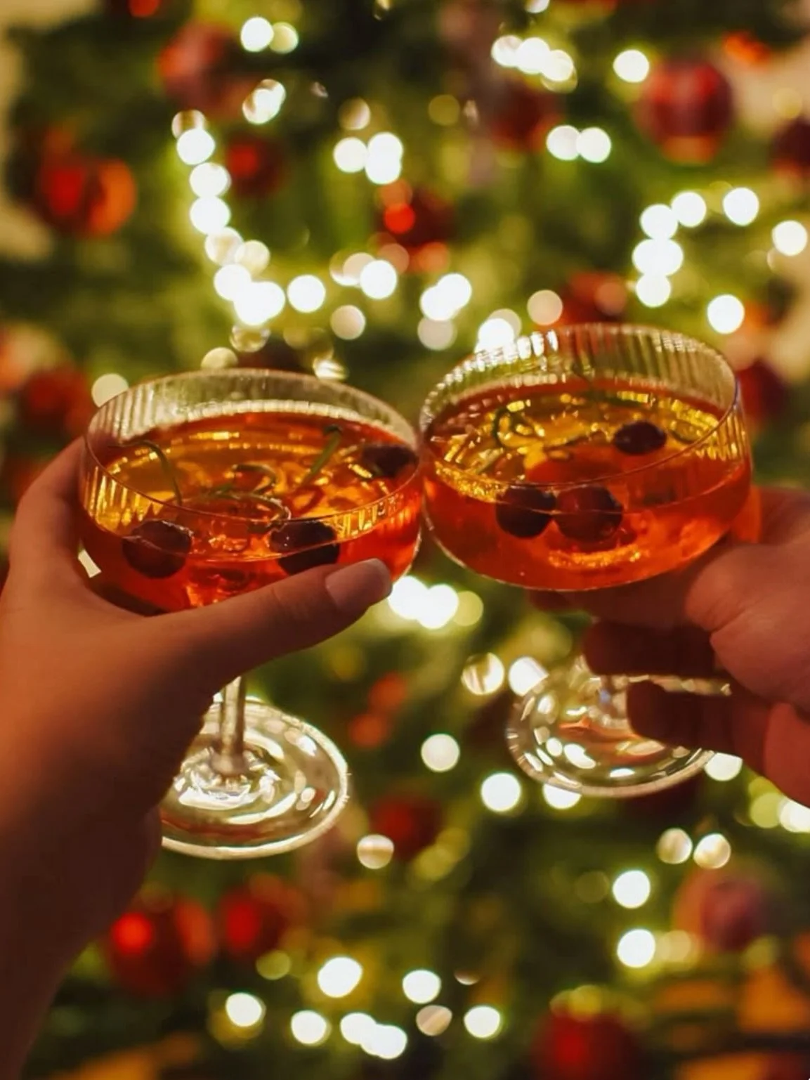 The last First Friday of 2025 is almost here!

Join us at Print House on Dec 5th, 5&ndash;8pm for our First Friday Holiday Shopping Event 🎄✨

We&rsquo;ll have a pop-up bar, guest artists, and a surprise musical guest from 6:30&ndash;7:30pm (hint: we