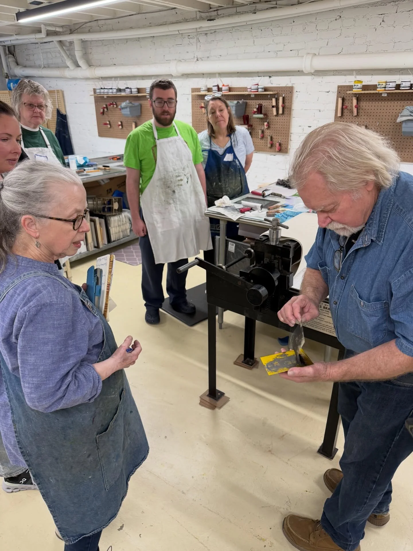 What a wonderful week we had at the studio hosting Dan Welden for the solar plate workshop. It was such a joy to learn from the originator of the technique, and we had an excellent group of participants!

We even screened a film about Dan and welcome