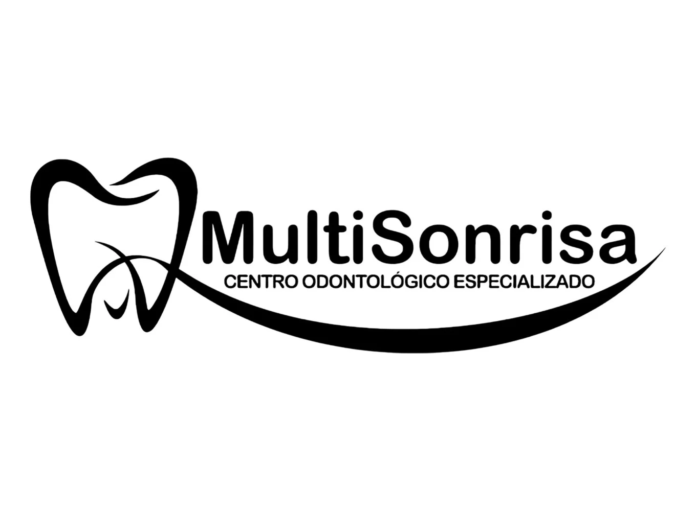 Logotipo en blanco y negro de un centro odontológico llamado MultiSonrisa, que incluye un diente estilizado y el texto 'Centro Odontológico Especializado'.