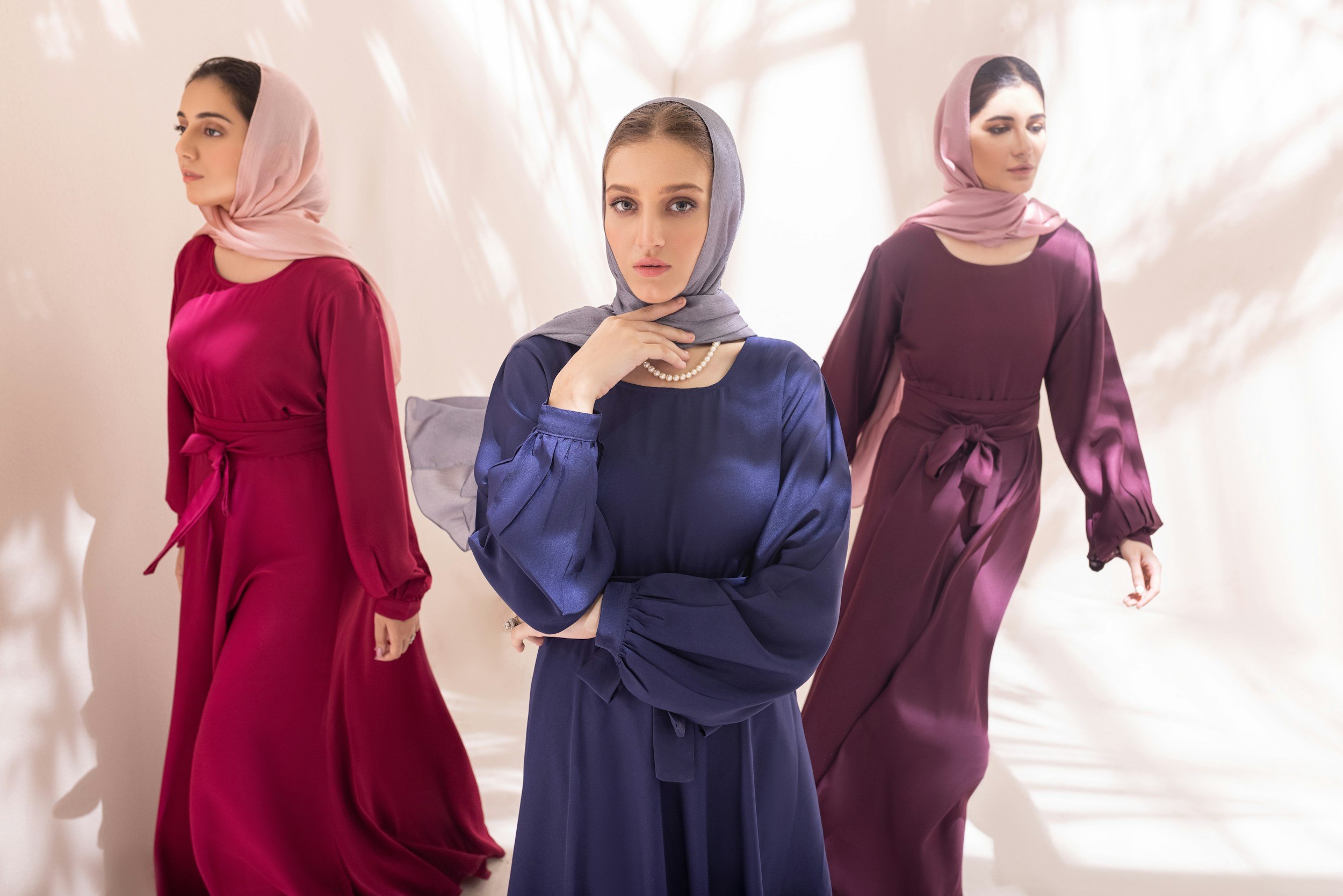 How to Style a Black Abaya for 5 Different Occasions