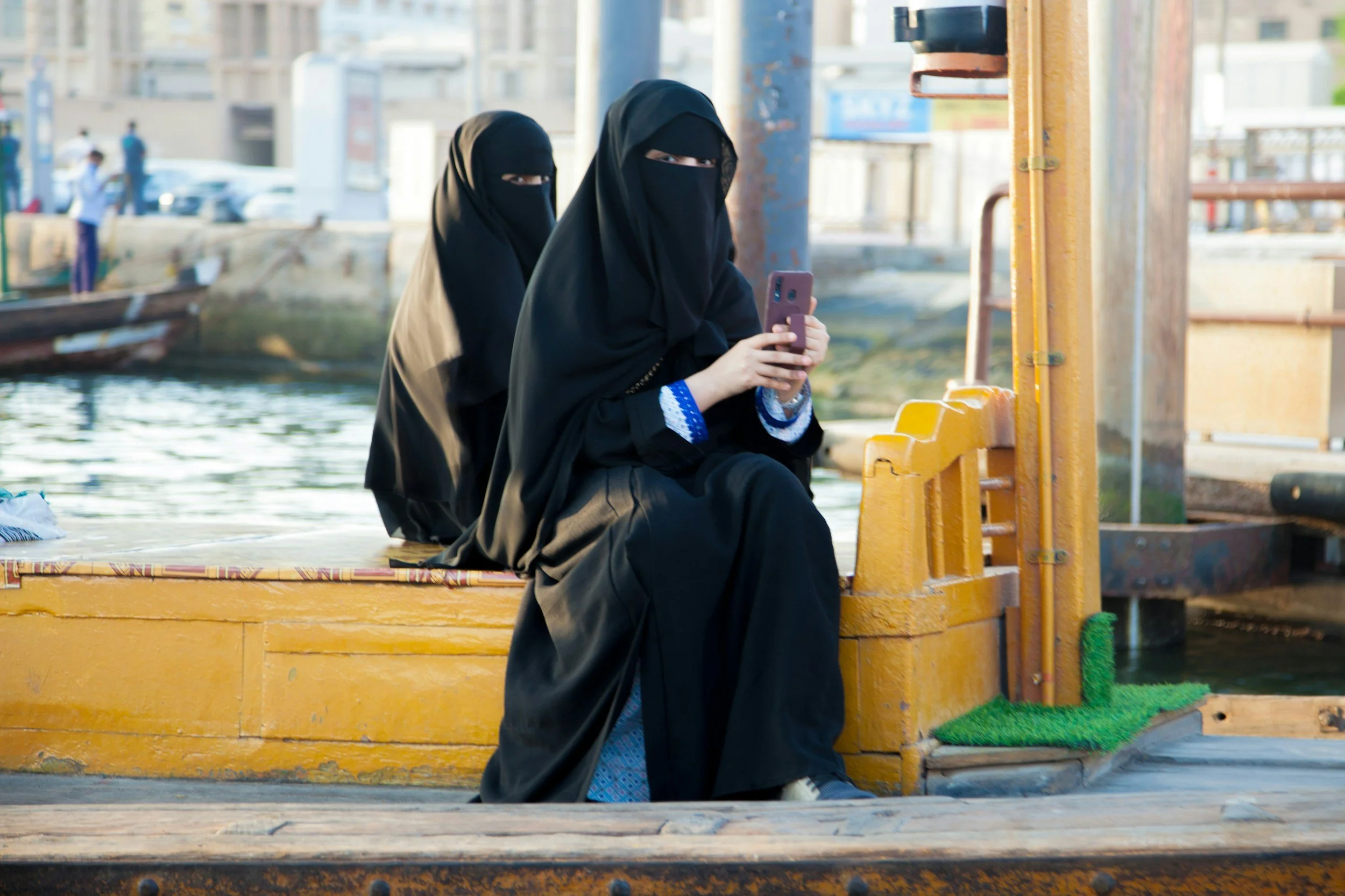 The Best Fabrics for Abayas: A Complete Guide