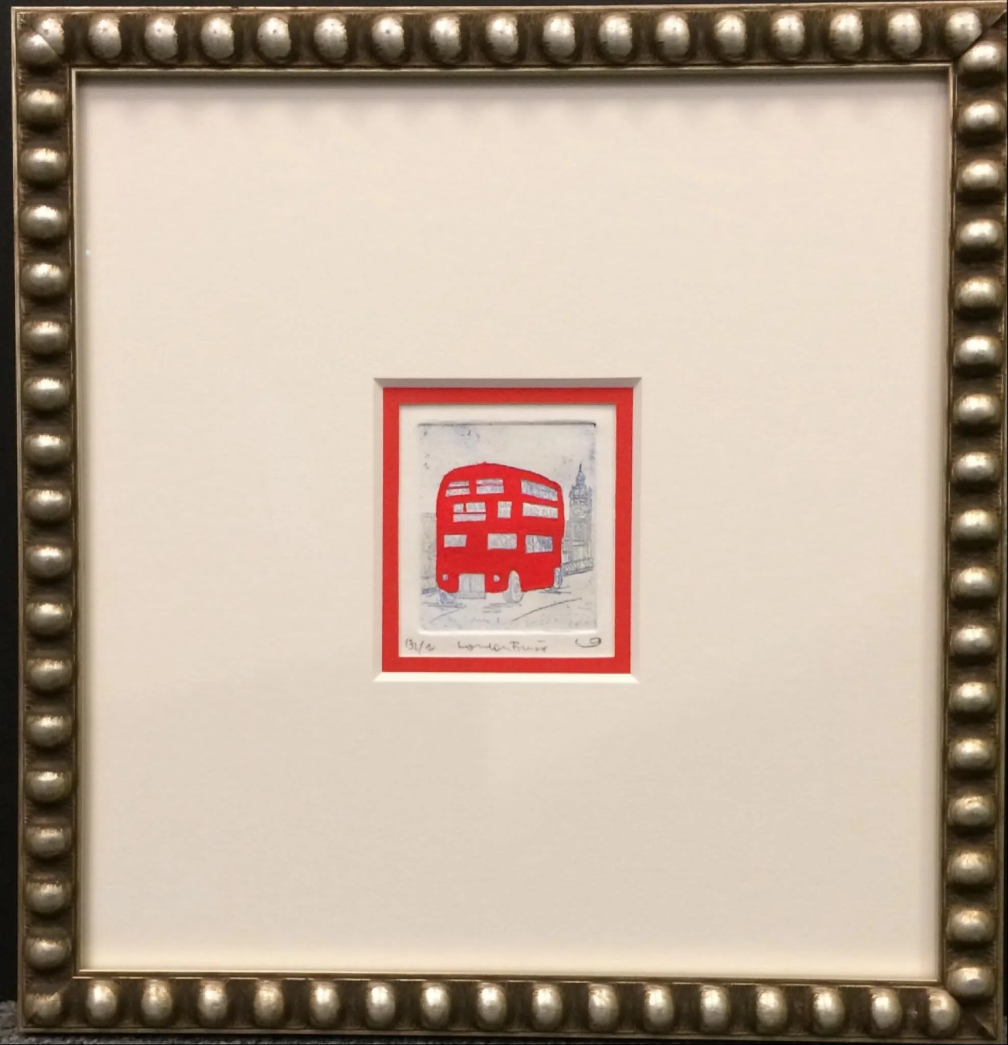 A fun pattern on your frame can quickly add charm and whimsy to any piece!  Beads might be more of a traditional pattern, however when they are oversized and used on a smaller piece of art, they take on a playful feeling.
#framecraftersgallery #bonai