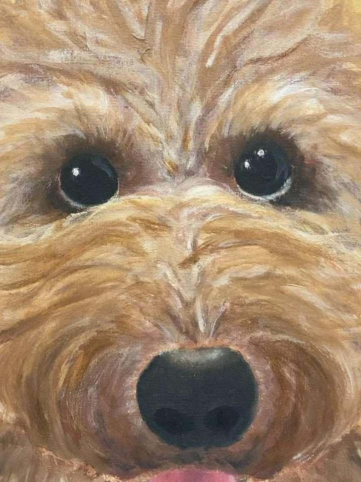 We all love our furry family members!  It&rsquo;s fun to frame all kinds of pet pictures from formal photo portraits to sweet little paintings.  Here is an acrylic painting in a simple floater frame that just lets that cute puppy face shine ;)
#frame