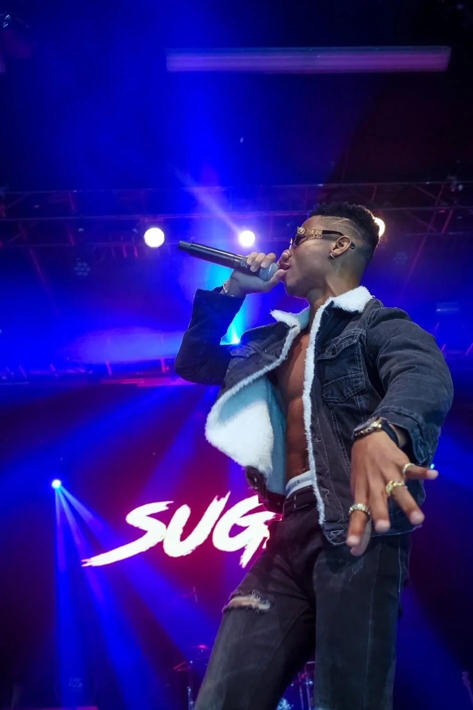 Afro Beats To the World 2019