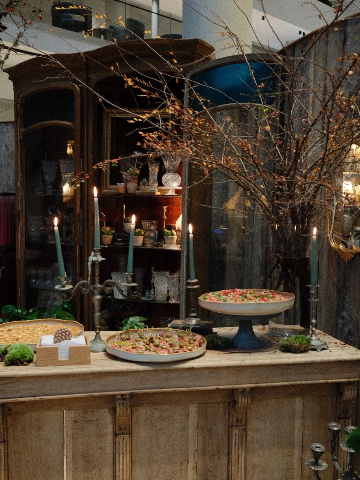 Intimate candle-lit night in Oslo, hosted by L&rsquo;Arrosoir 🕯️