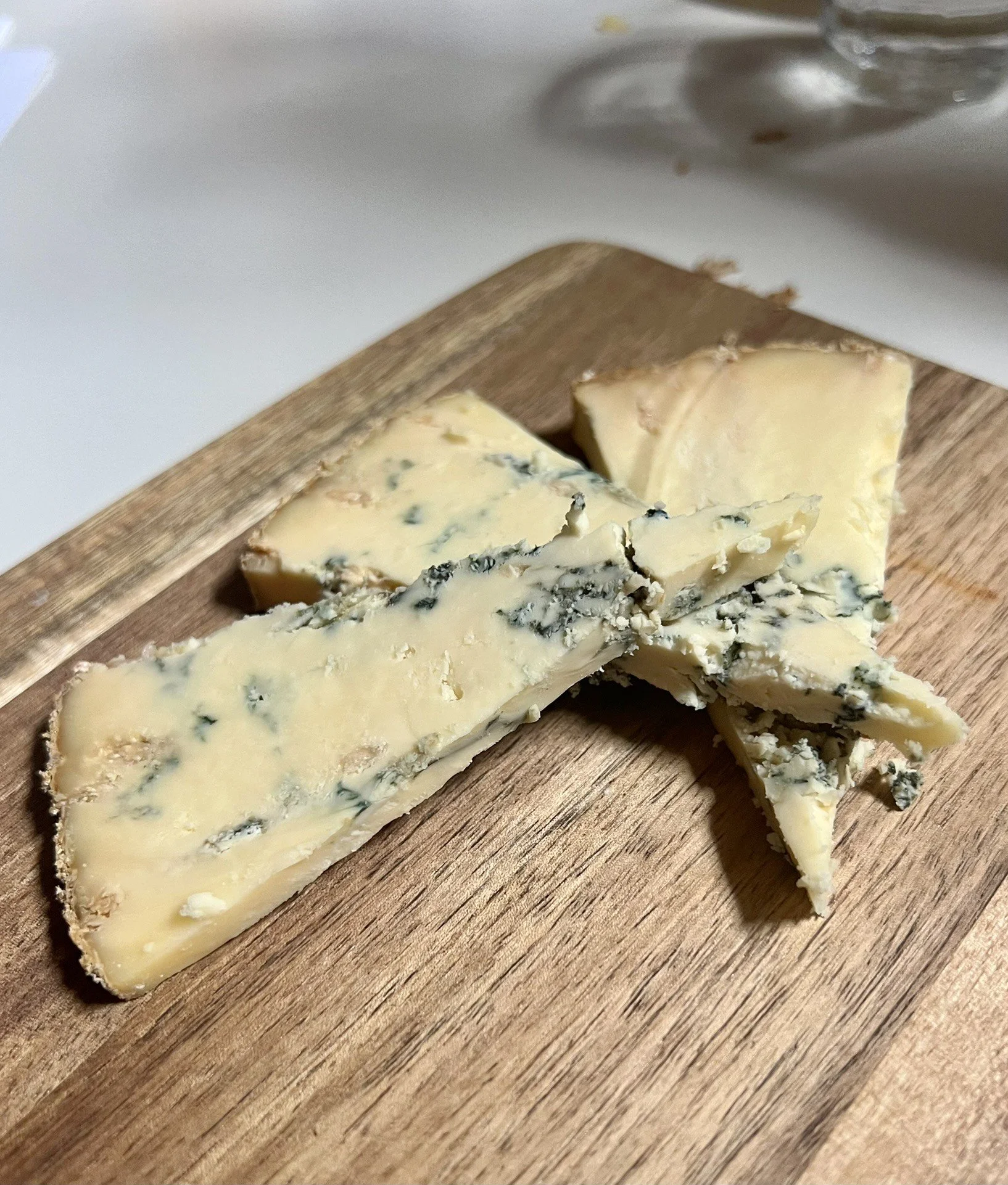Academy of Cheese ‘Great British Cheese Masterclass’ tasting features Colston Bassett…