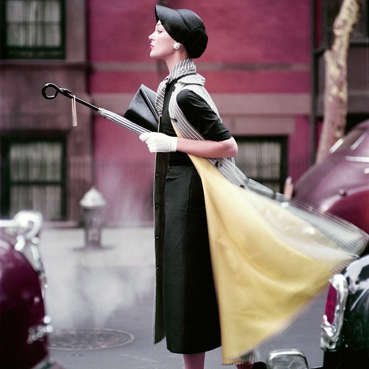 Norman Parkinson, Traffic, Ivy Nicholson in New York, 1957, C-Type color photograph