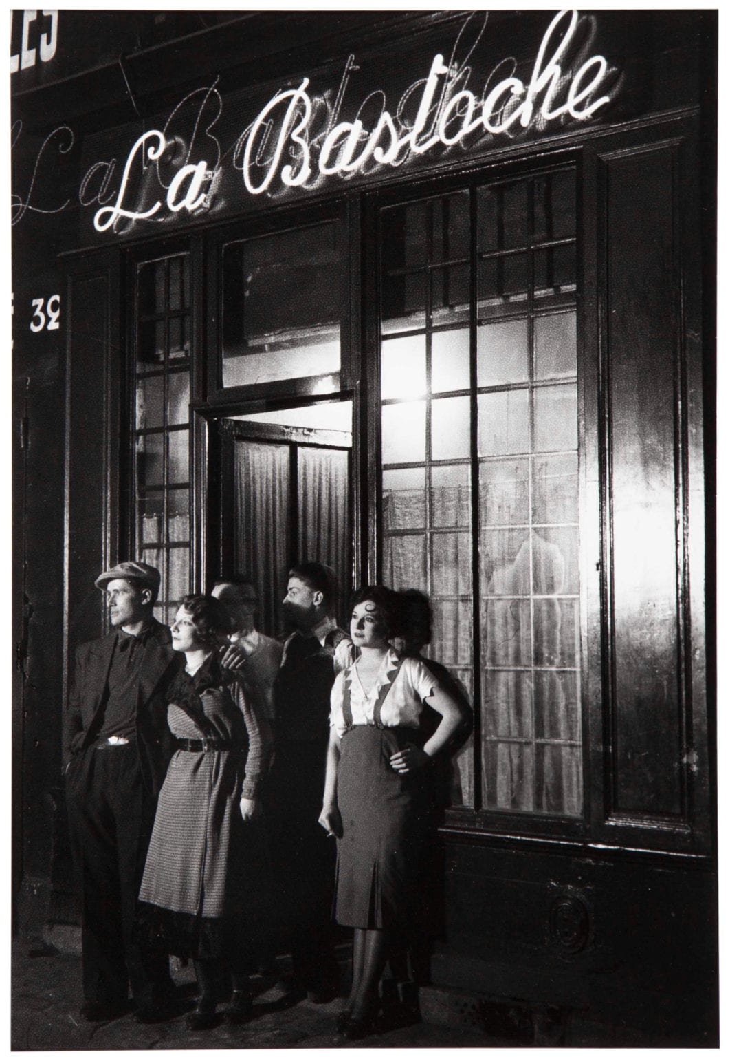 Brassai (Gyula Halasz), Un Bar Rue de Lappe (La Bastoche), 1932, Silver gelatin photograph