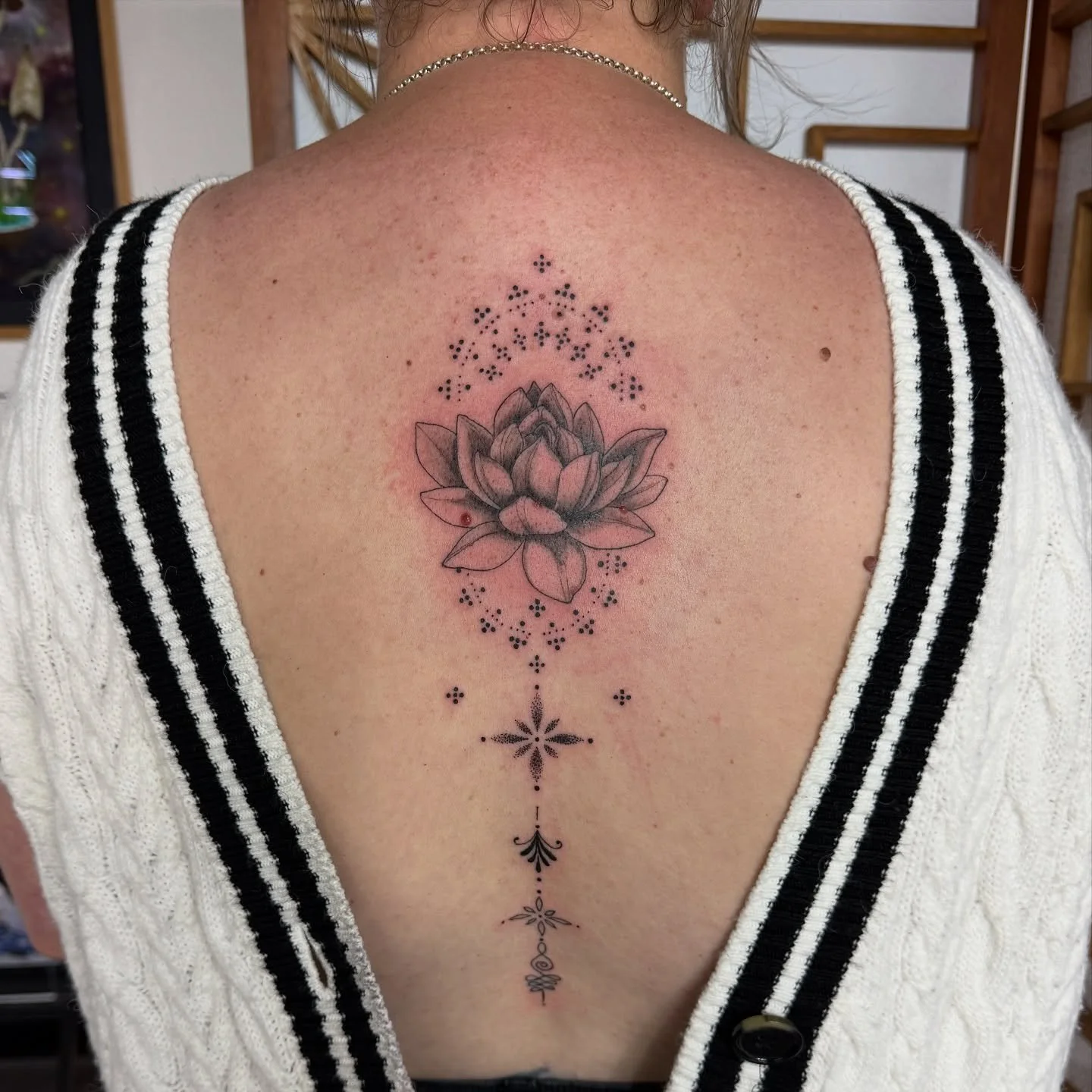 Pretty lotus for Emma 
Thank you 🙏

🪷🪷🪷🪷🪷🪷

#tattoo #lotus #newcastleupontyne