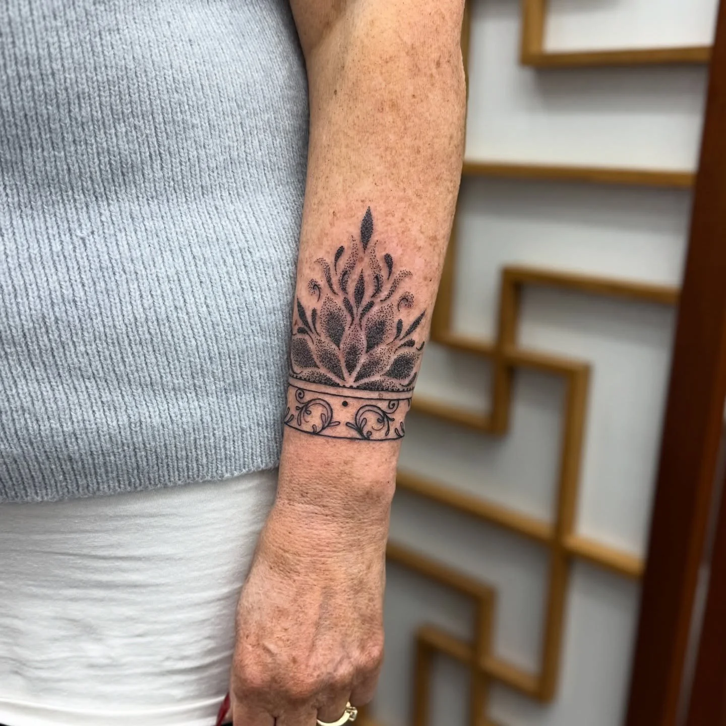 Mhendi inspired cuff tattoo ✨

&mdash;&mdash;&mdash;&mdash;&mdash;&mdash;&mdash;&mdash;&mdash;&mdash;&mdash;&mdash;&mdash;&mdash;&mdash;&mdash;&mdash;&mdash;&mdash;
https://www.michelletattoo.co.uk

&mdash;&mdash;&mdash;&mdash;&mdash;&mdash;&mdash;&m