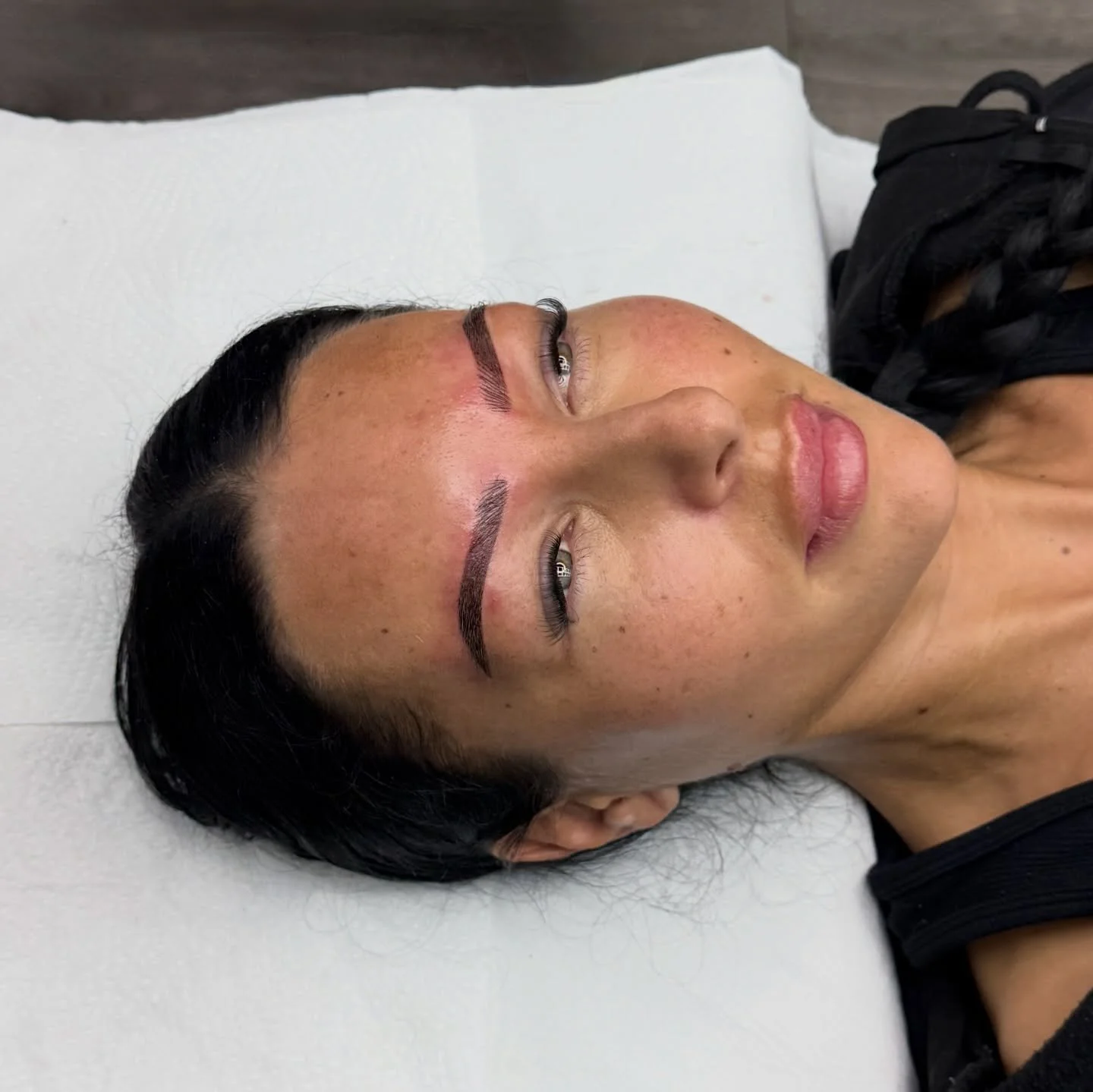 Combination Brows ✨🪄

Swipe for the before 
_________________________________
185 Prince Edward Road 
NE348PL
&mdash;&mdash;&mdash;&mdash;&mdash;&mdash;&mdash;&mdash;&mdash;&mdash;&mdash;&mdash;&mdash;&mdash;&mdash;&mdash;&mdash;&mdash;&mdash;&mdash