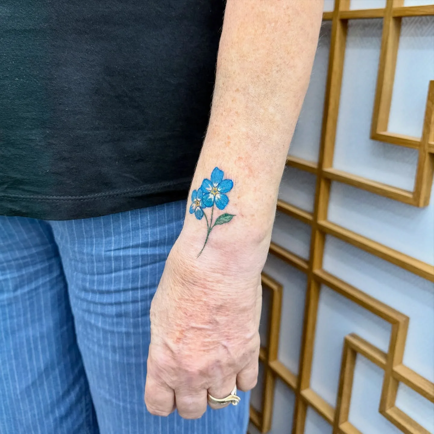 🩵🩵🩵
.
.
.
.
.
.
#tattoos #uktta #uktattoo #northeasttattoo #forgetmenotflowers #wristtattoo #impermanence ❤️