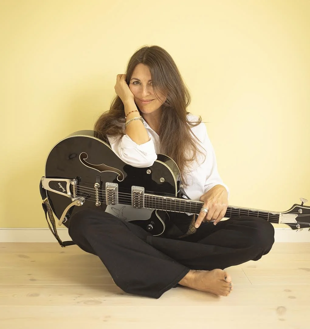 Claudia Scott Duo