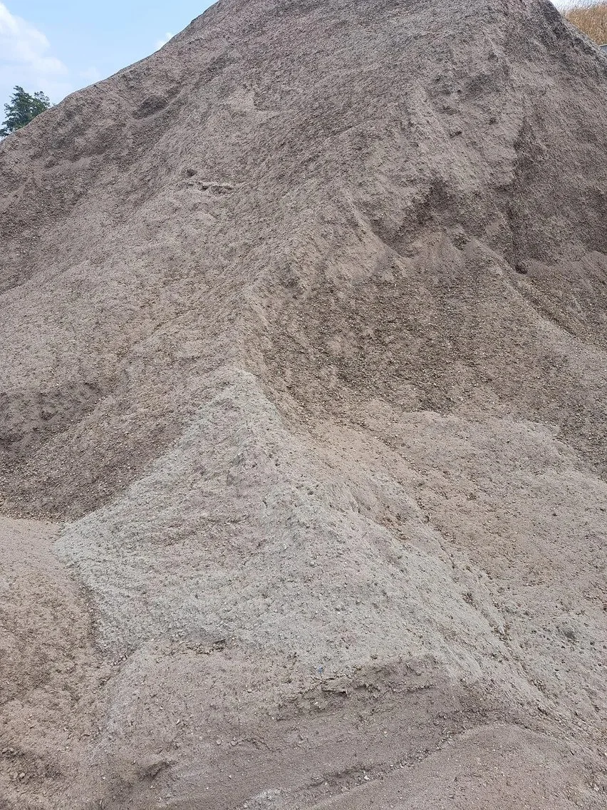 Misto cemento EOW2.jpg