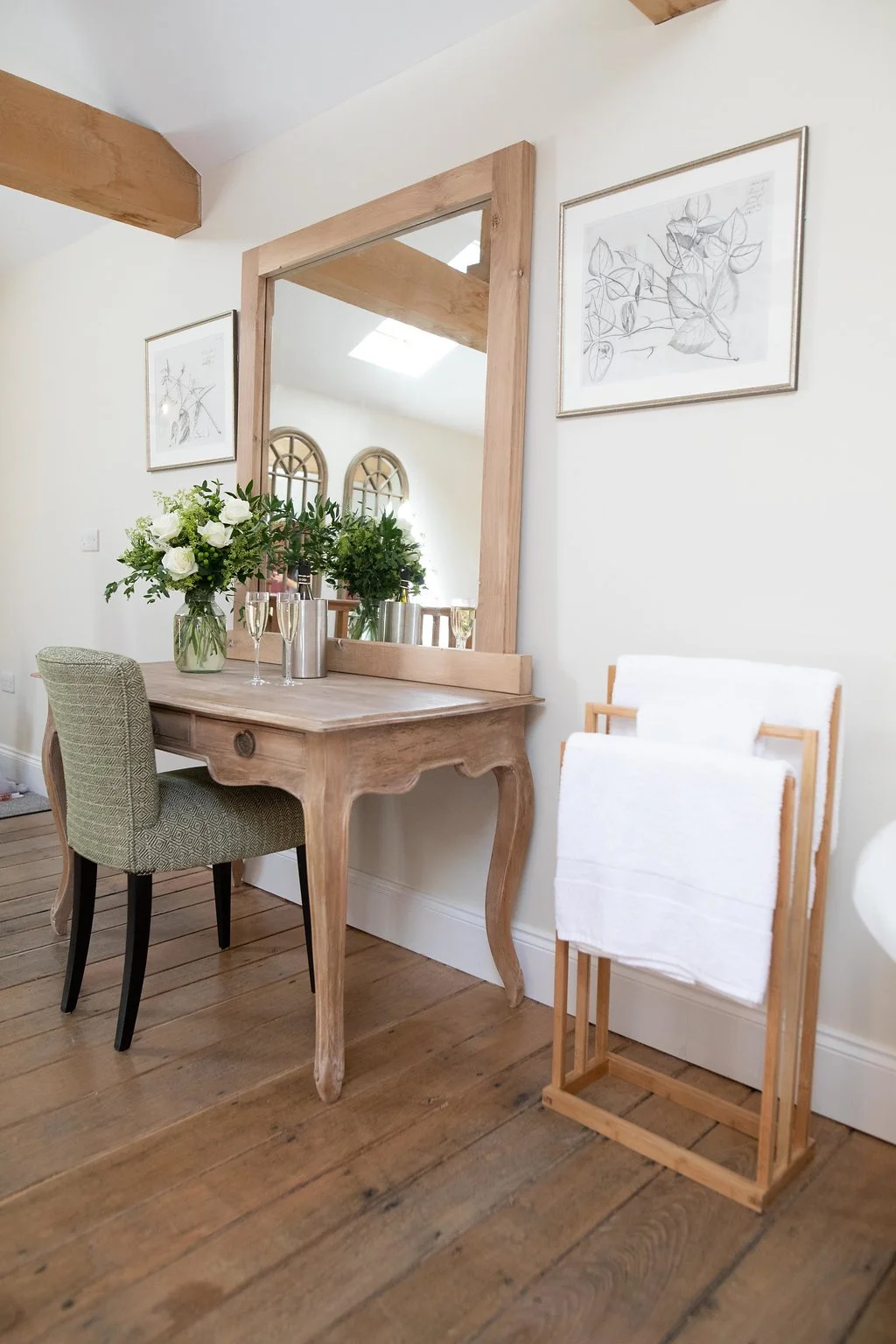 camilla j hards photoshoot dovecot dresser.jpg